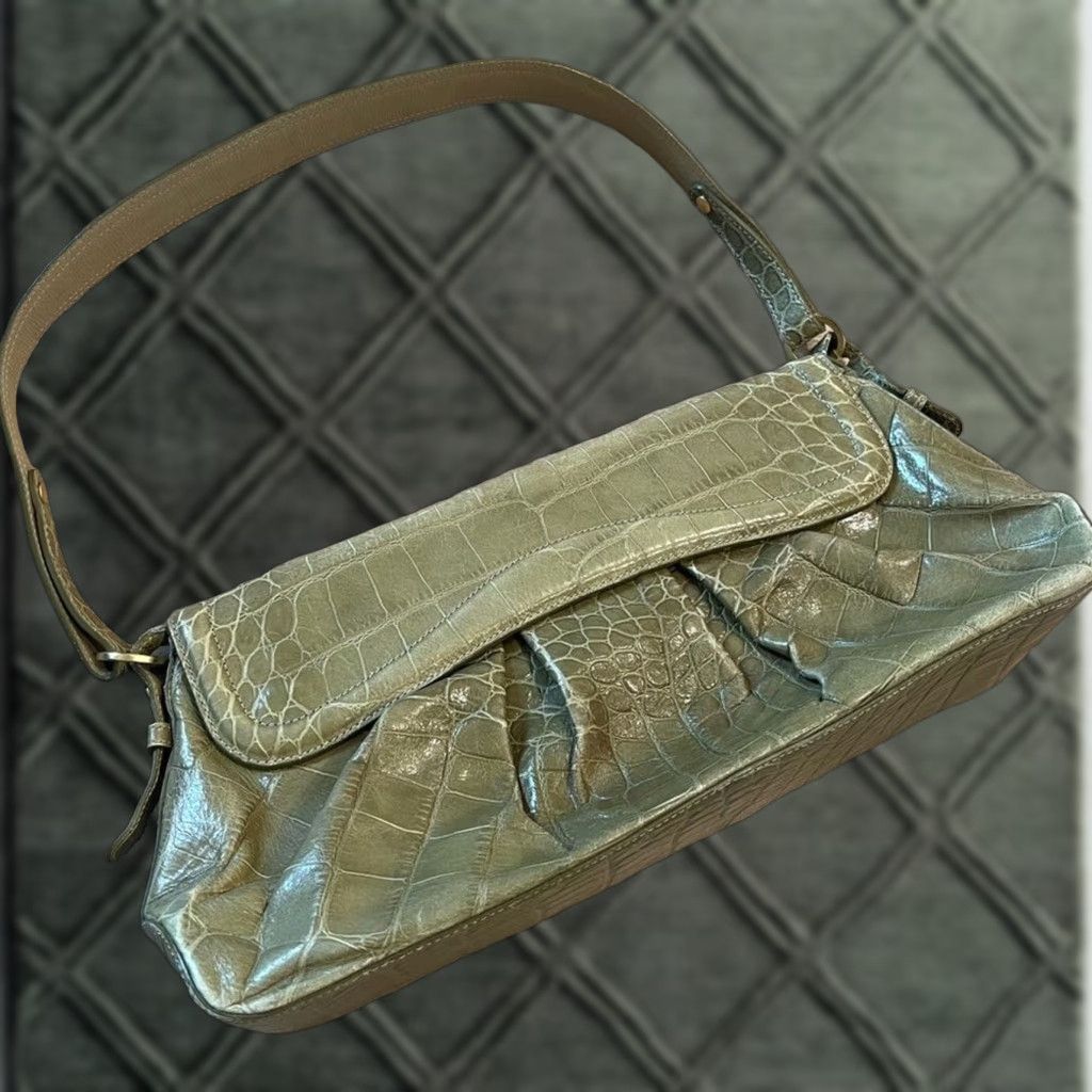 Brahmin Satchel Bag Women Leather Snakeskin Lime Green Reptile Green Edge Wear Vintage/Used? (But must not add info)