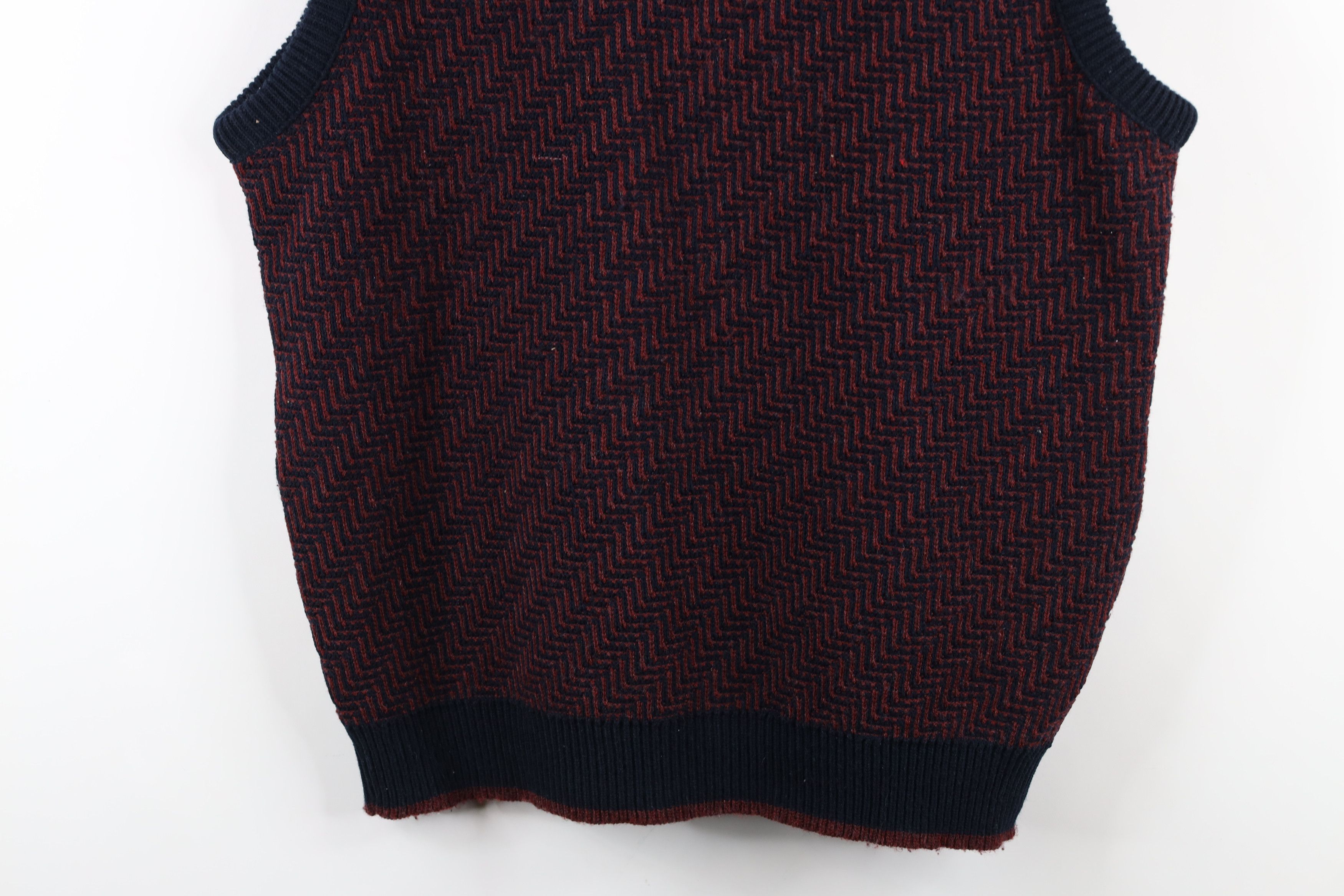 Vintage Vintage 90s Streetwear Herringbone Zig Zag Knit Sweater Vest Size US XL / EU 56 / 4 - 3 Thumbnail