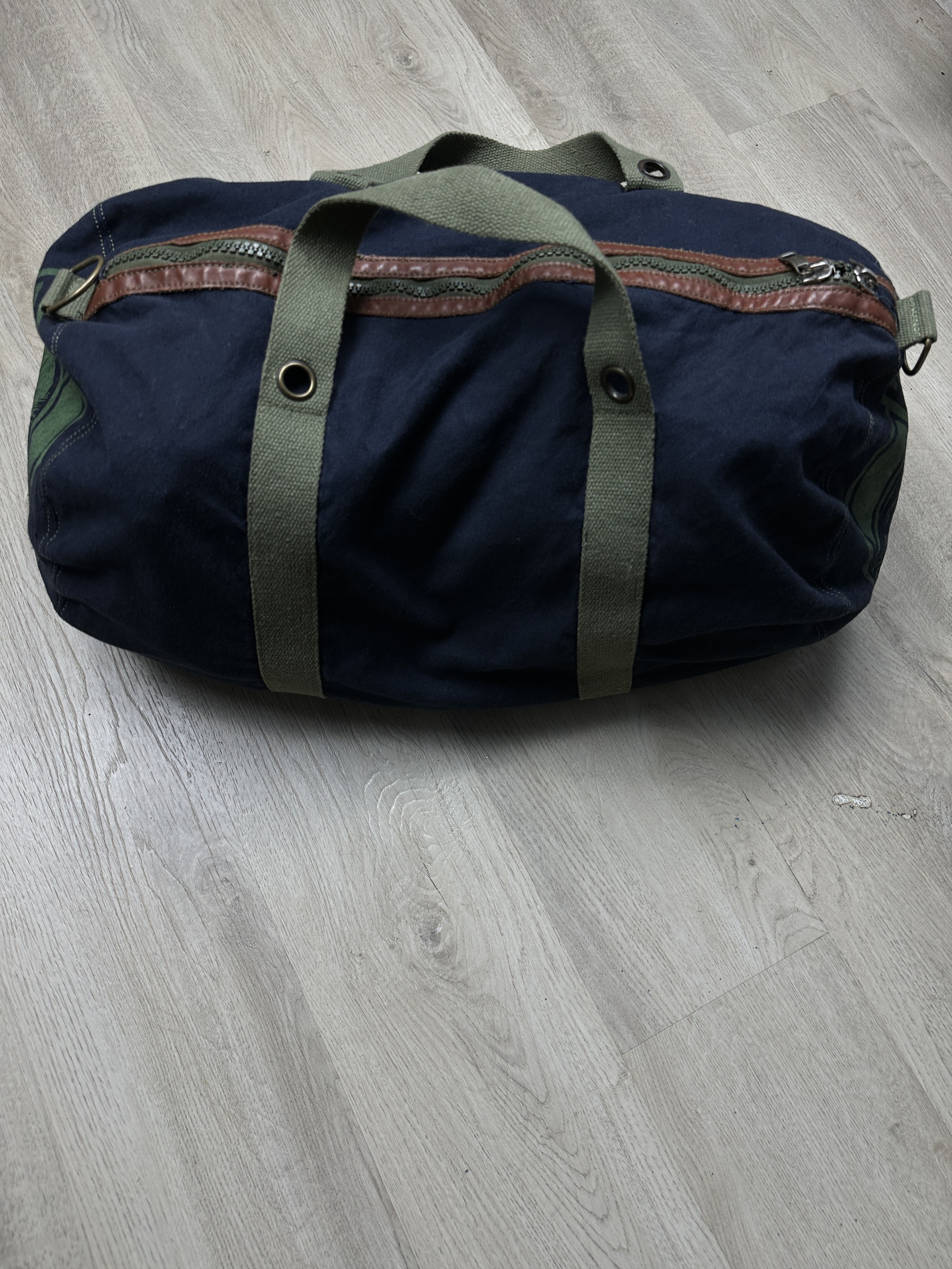 Diesel Diesel Big Logo Punk Boston Travel Bag Drum Bag Size ONE SIZE - 4 Thumbnail