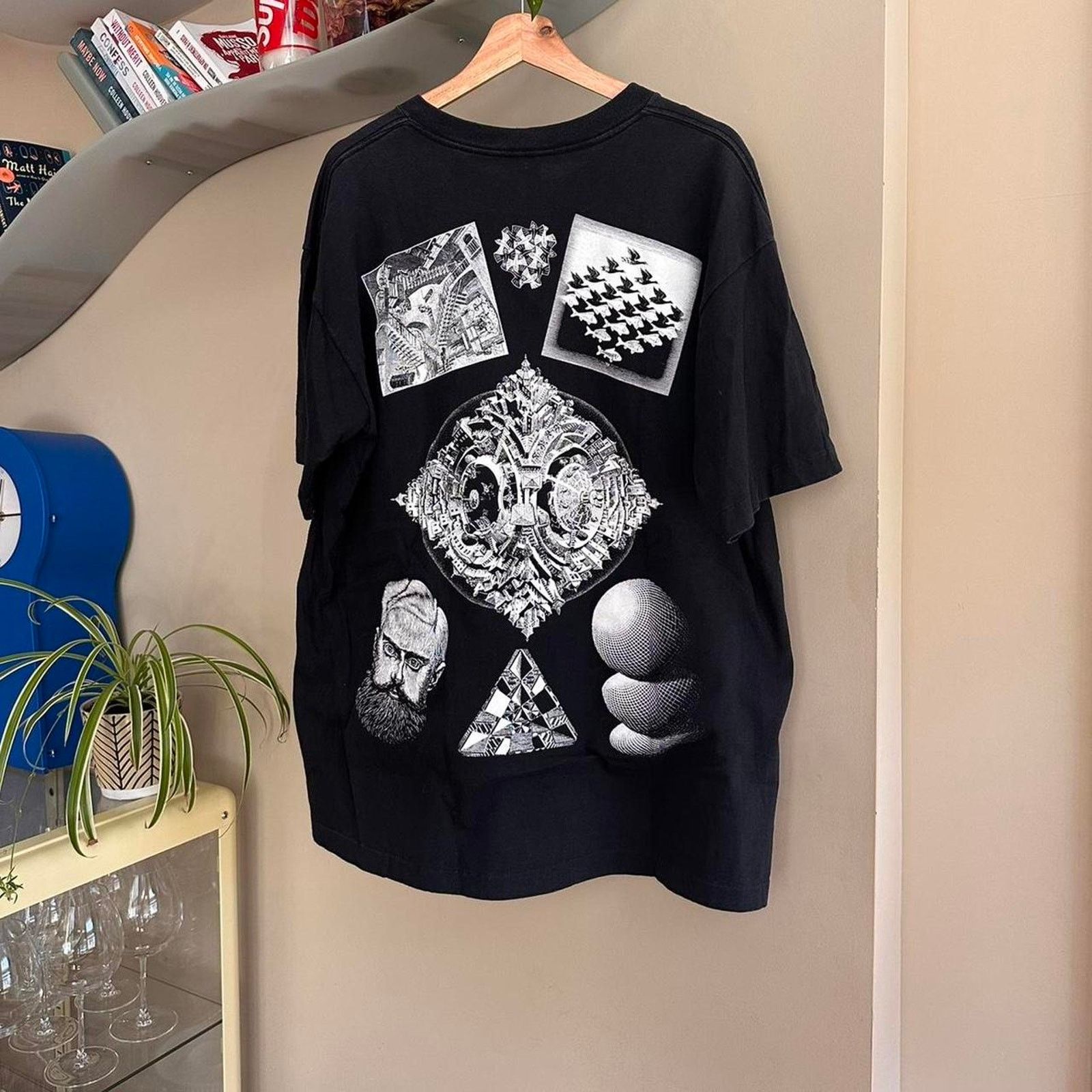 Vintage Vintage 1990s MC Escher AOP Art Shirt Size US XL / EU 56 / 4 - 5 Thumbnail