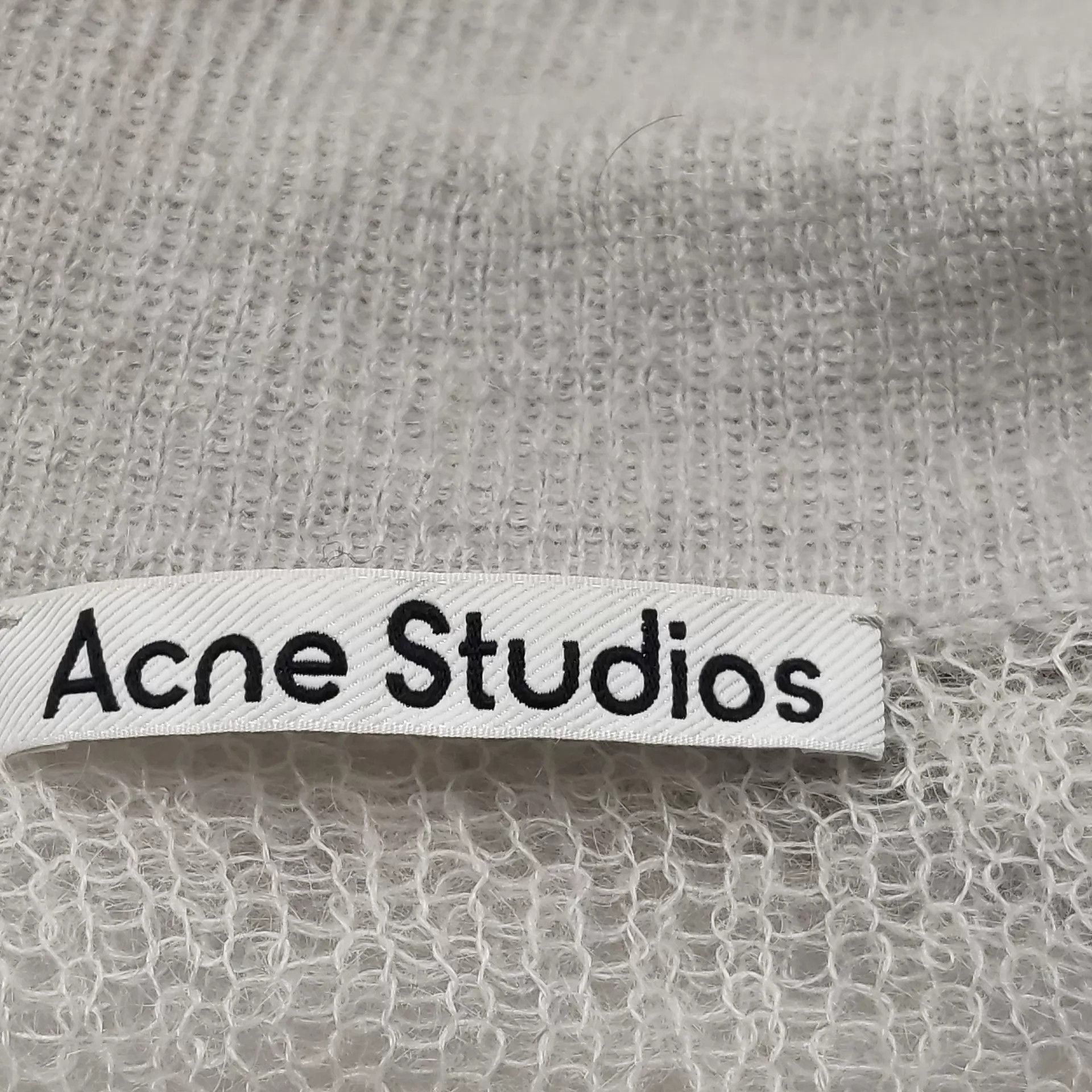 Acne Studios Acne Studios Short Sleeve Sweater Size XXS / US 00 / IT 34 - 2 Thumbnail