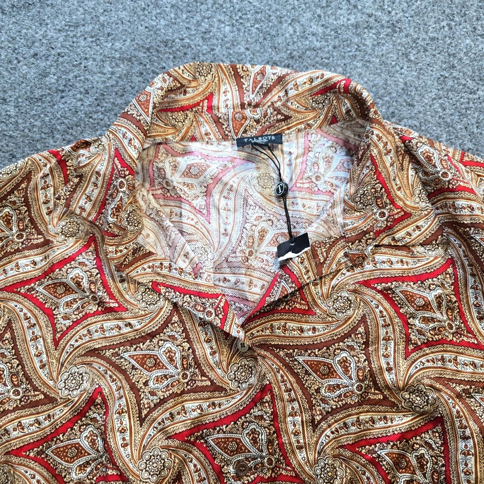 Talbots Talbots Top Womens Size 18 Brown Red Silk Button-Up Long Sleeve Career Classic Geometric Pattern Button-Front Shirt Womens Plus Size Regular Fit Size XXL / US 16-18 / IT 52-54 - 2 Thumbnail