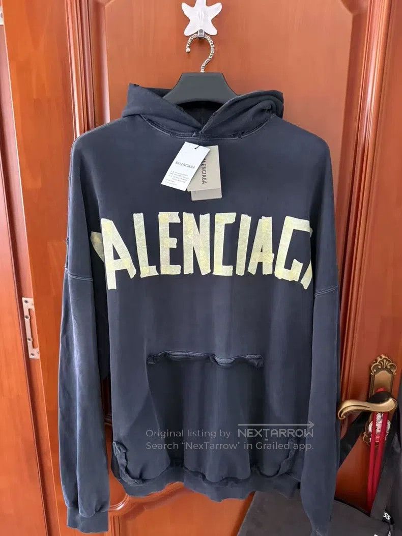 Balenciaga Balenciaga Tape Sweater Size US L / EU 52-54 / 3 - 1 Thumbnail