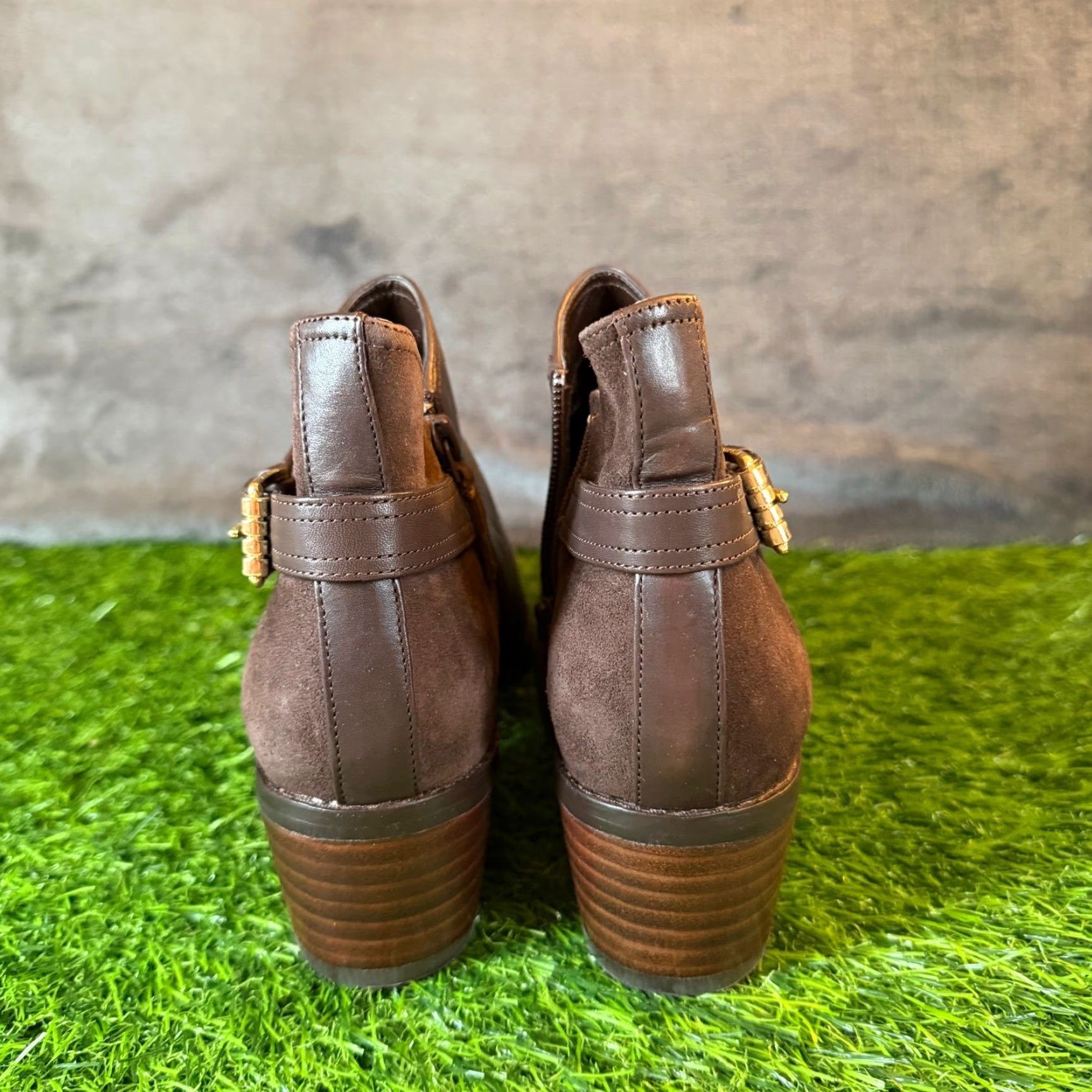 Cole Haan Cole Haan Signature Brown Leather Suede Ankle Boots Womens 6.5 B Buckle Zip Almond Toe Block Heel Bootie Size US 7 / IT 37 - 6 Thumbnail