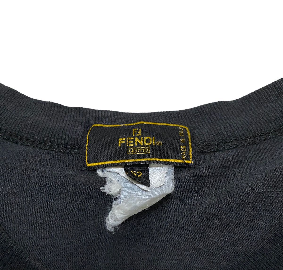 Fendi Rare Design Vintage Brand Fendi Big Logo T-shirt 1990s Size US L / EU 52-54 / 3 - 8 Thumbnail
