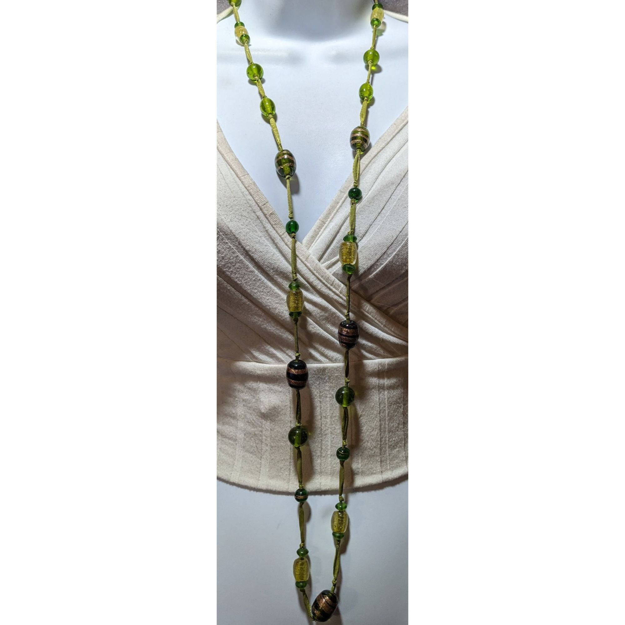 Other Handmade Green Glass Beaded Ribbon Necklace Size ONE SIZE - 5 Thumbnail