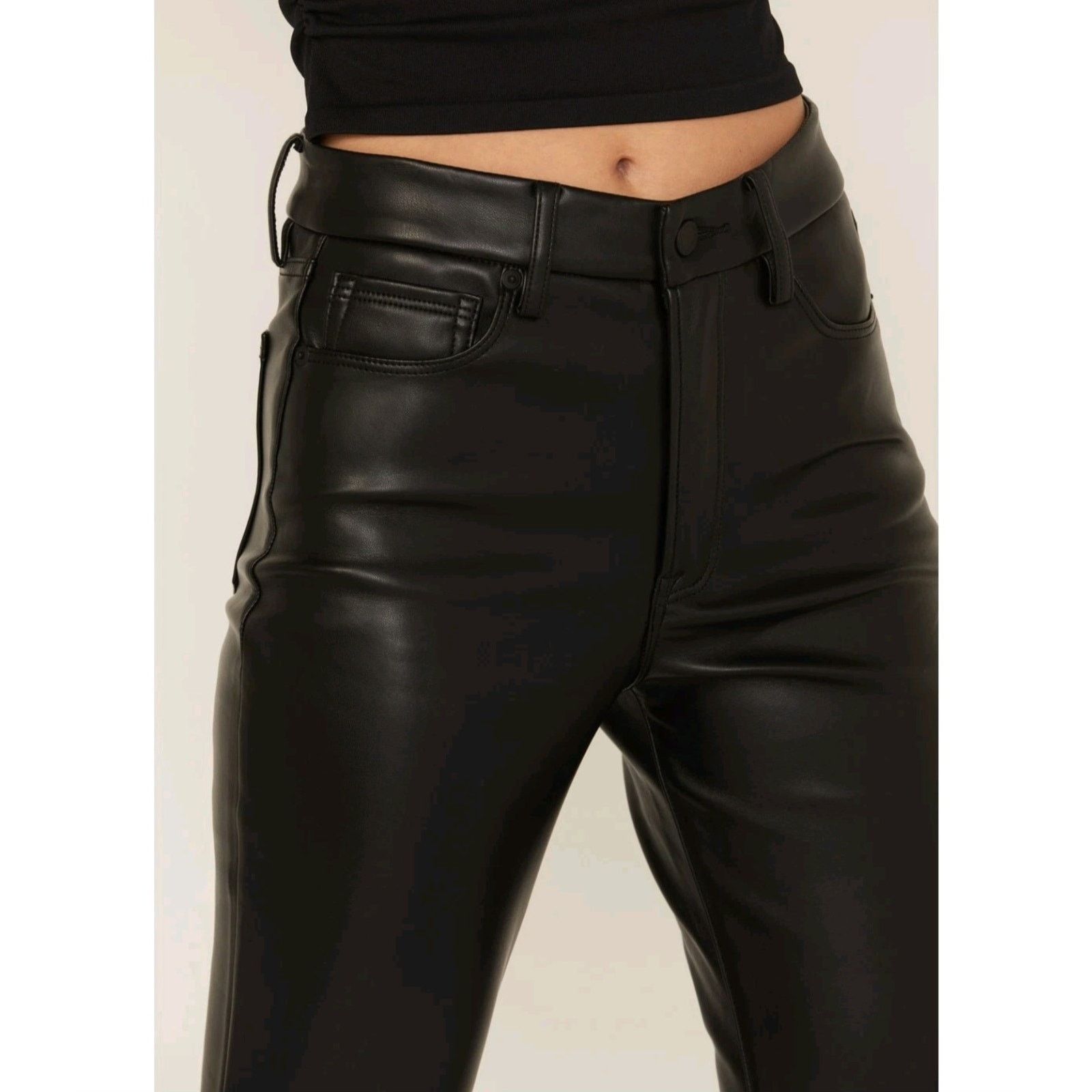 Good American Good American Elegant Faux Patent Leather Flare Pants 14/33 Size 33" - 4 Thumbnail