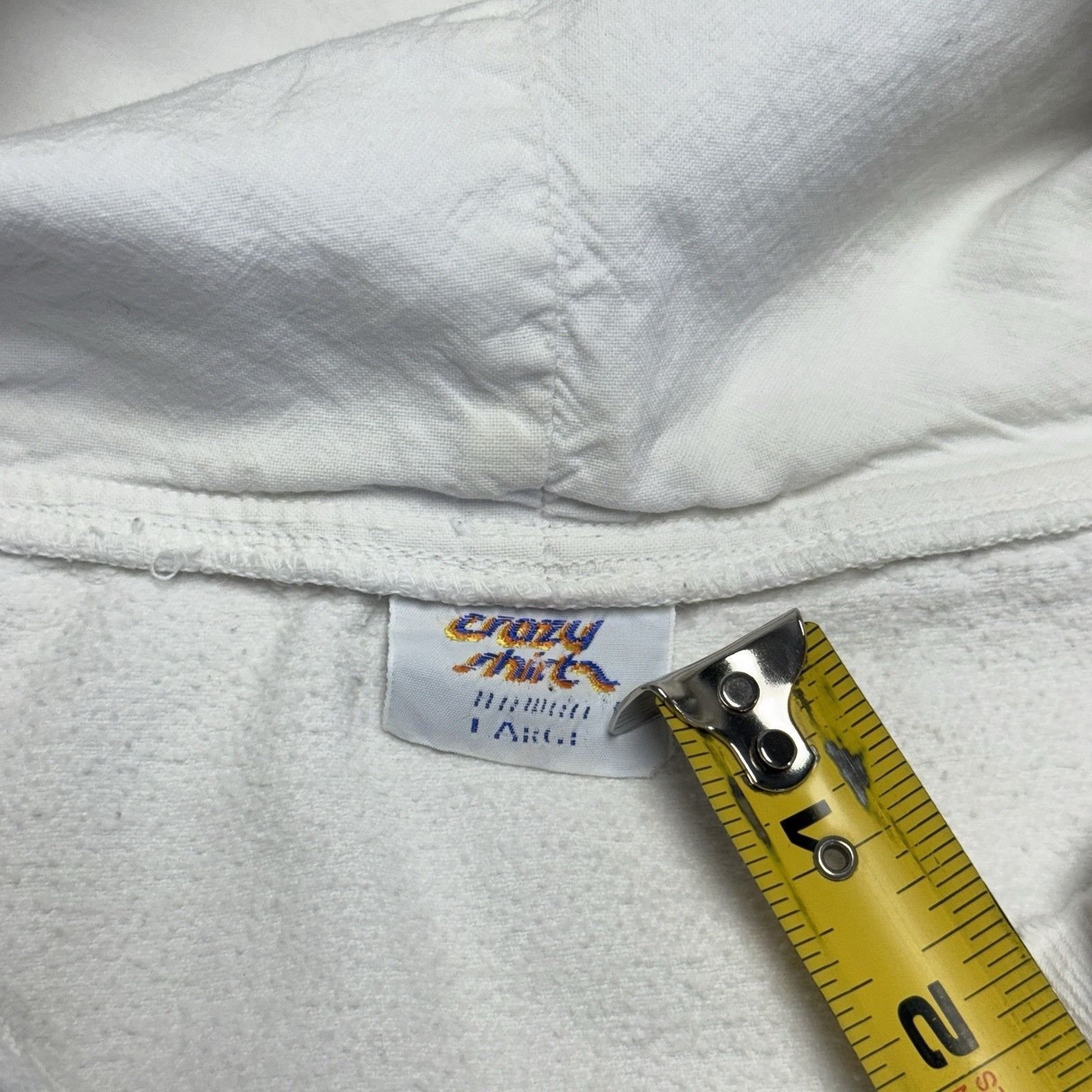 Vintage Vintage Crazy Shirts Hoodie Sweatshirt Mens Large White Embr Size US L / EU 52-54 / 3 - 12 Thumbnail