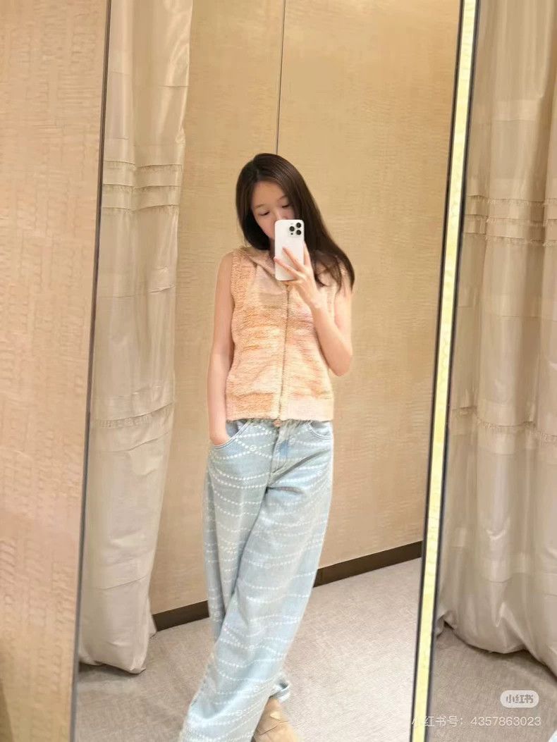 Chanel Chanel 25P light blue pearl jeans wide-leg trousers Size 24" / US 00 / IT 34 - 9 Thumbnail