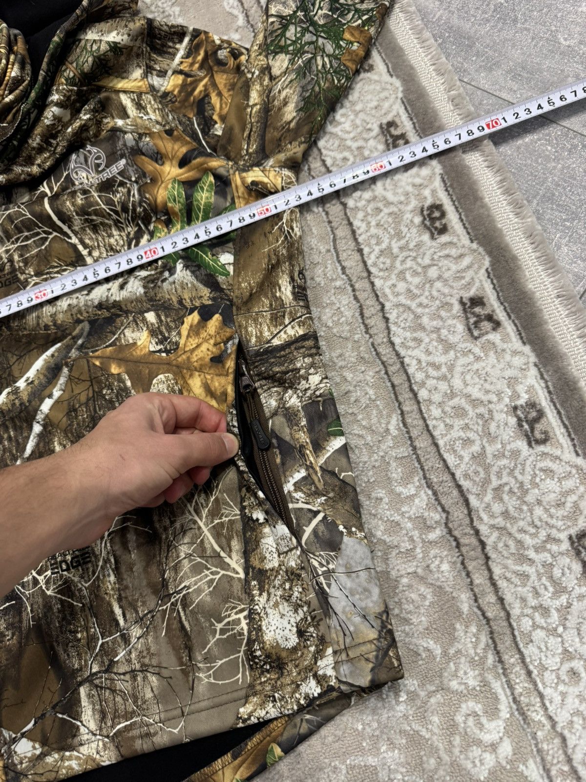 Realtree Vintage Realtree Hoodie Camo All Over Print Military Japan Size US S / EU 44-46 / 1 - 7 Thumbnail