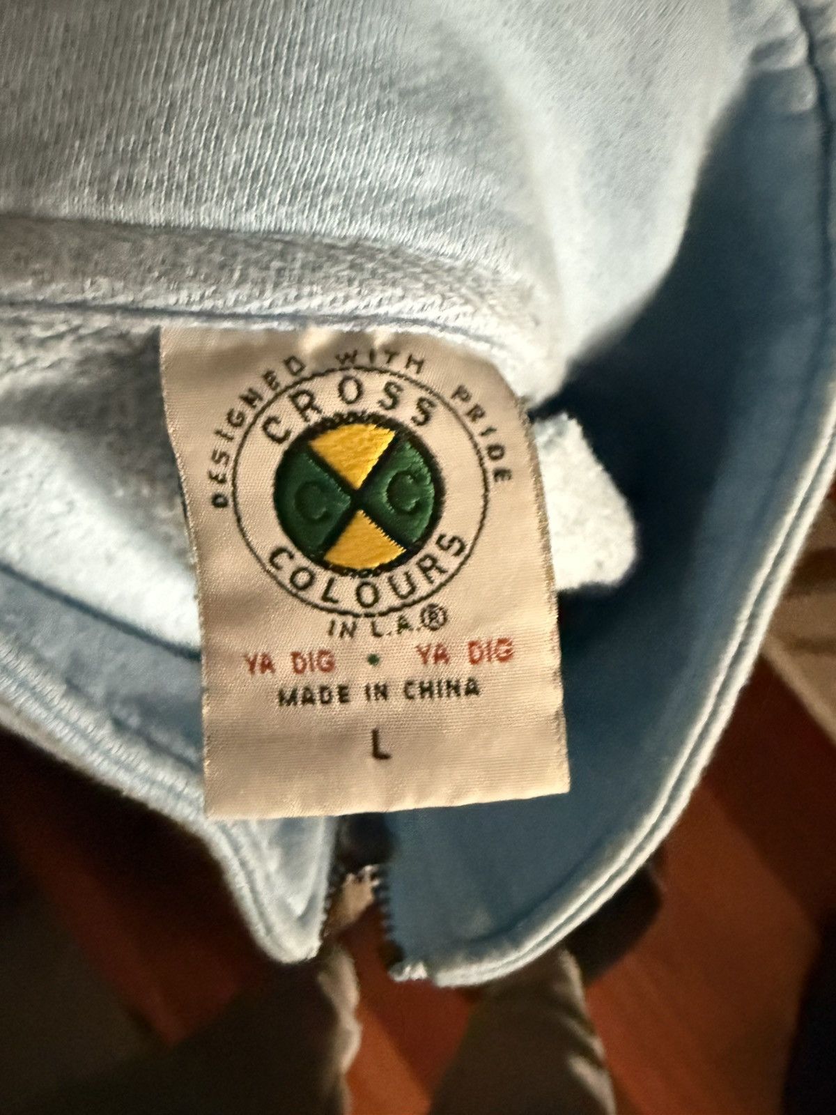 Cross Colours Cross Colours Vintage Women Fleece Jacket Cropped Full Zip Size L / US 10 / IT 46 - 2 Thumbnail