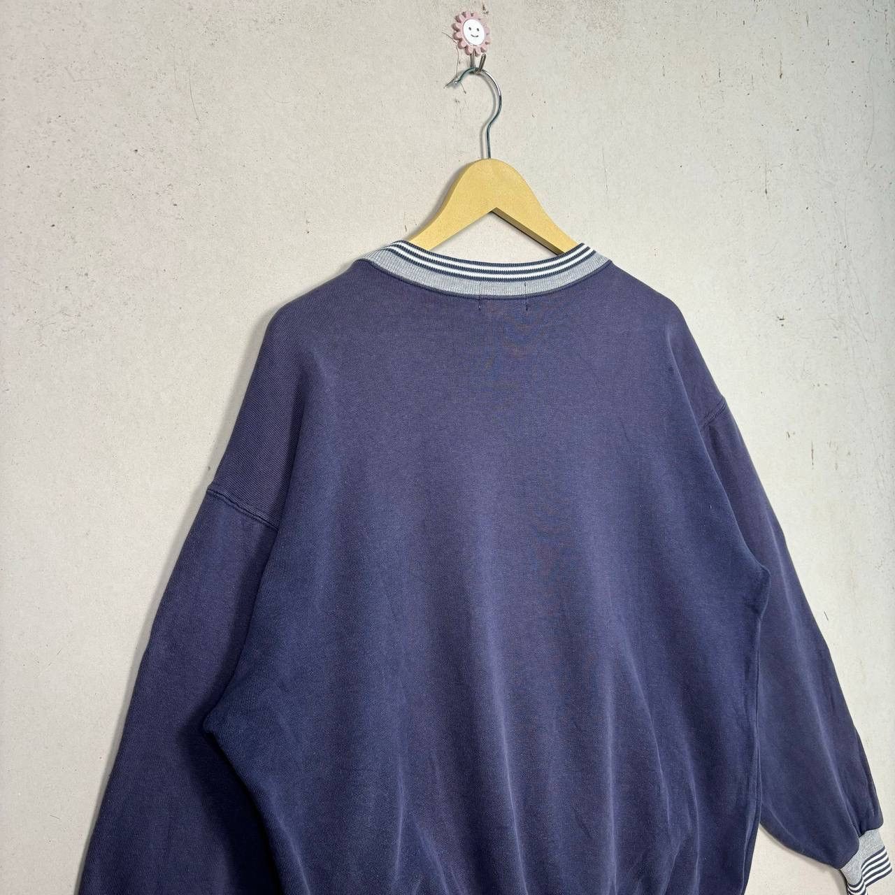 Japanese Brand Vtg 90s Captain Santa Sports Club Sweatshirt M Navy Faded Size US M / EU 48-50 / 2 - 4 Thumbnail