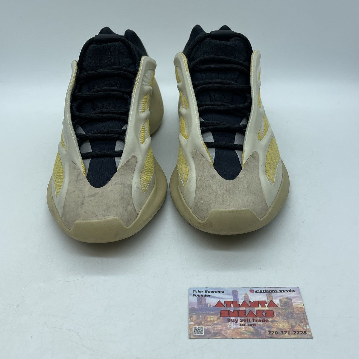 Adidas Yeezy 700 safflower Size US 10.5 / EU 43-44 - 2 Thumbnail