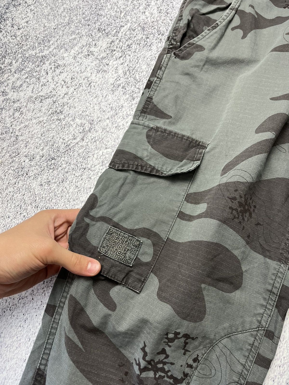Japanese Brand VINTAGE FADED STREETWEAR CAMO CARGO PANTS Y2K Size US 32 / EU 48 - 6 Thumbnail