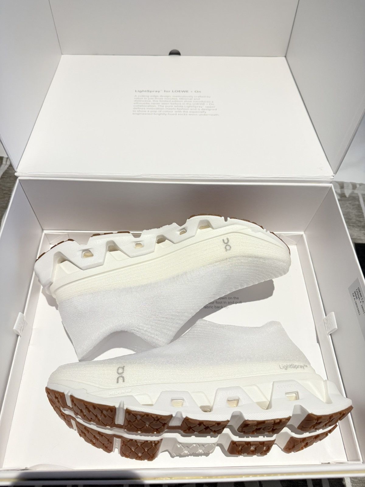 Loewe × On Loewe X On Lightspray Cloudmonster Size US 9.5 / EU 42-43 - 8 Thumbnail