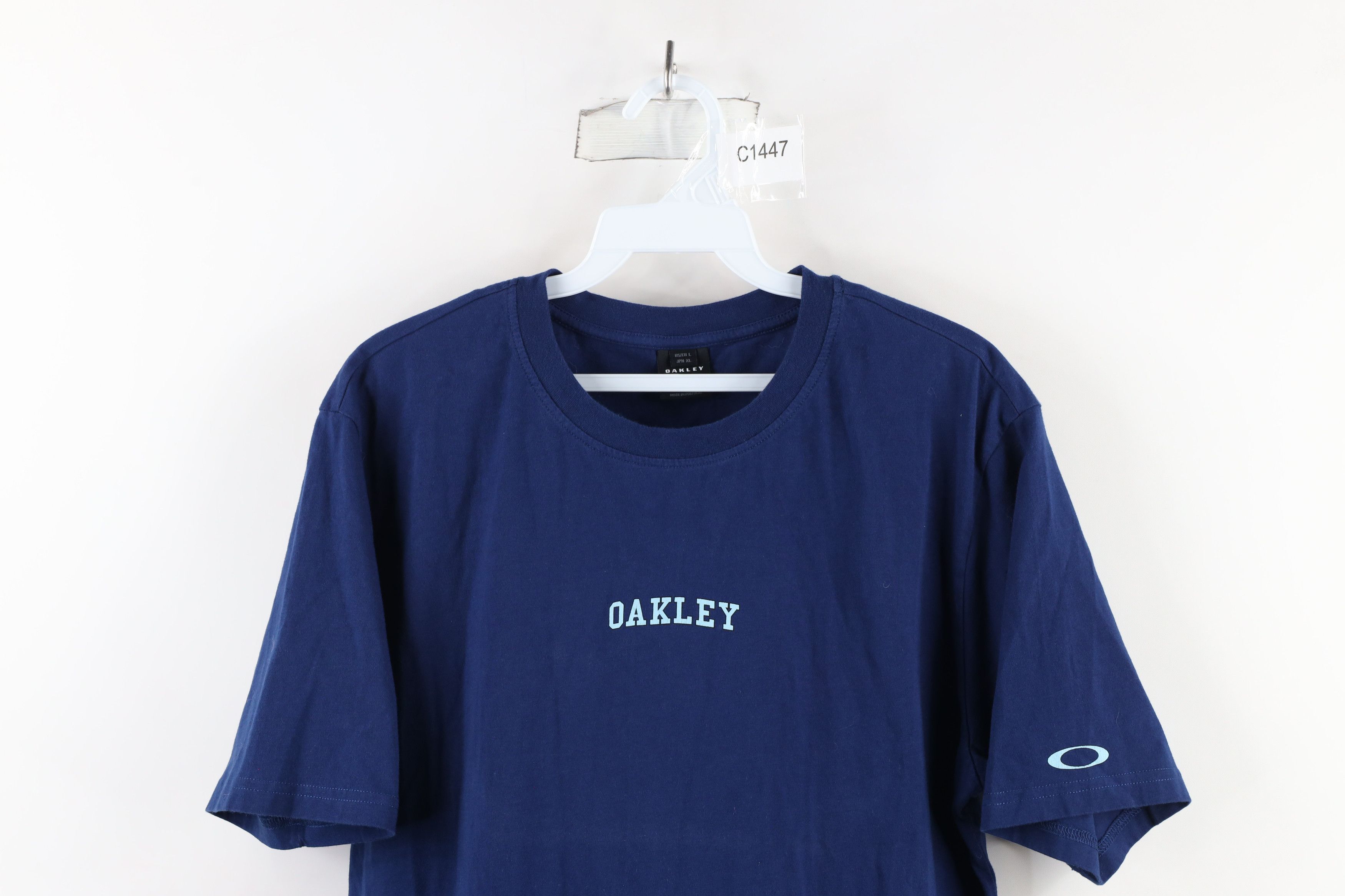 Oakley × Vintage Vintage Oakley Block Letter O Logo Short Sleeve T-Shirt Size US L / EU 52-54 / 3 - 2 Thumbnail