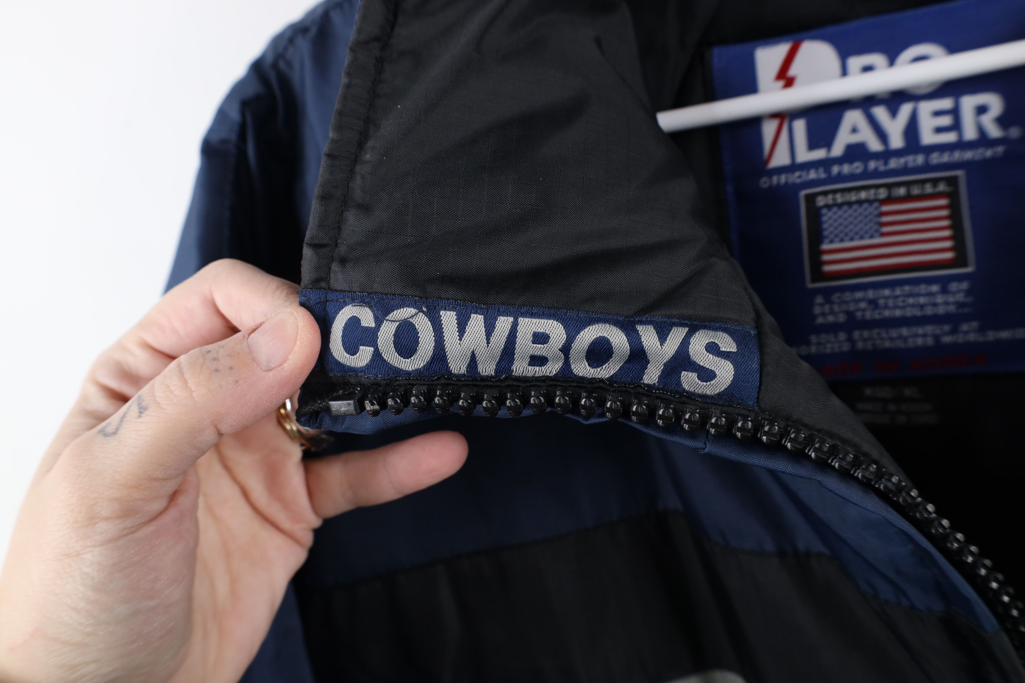 Vintage Vintage 90s Dallas Cowboys Football Quilted Puffer Jacket Size US XL / EU 56 / 4 - 4 Thumbnail