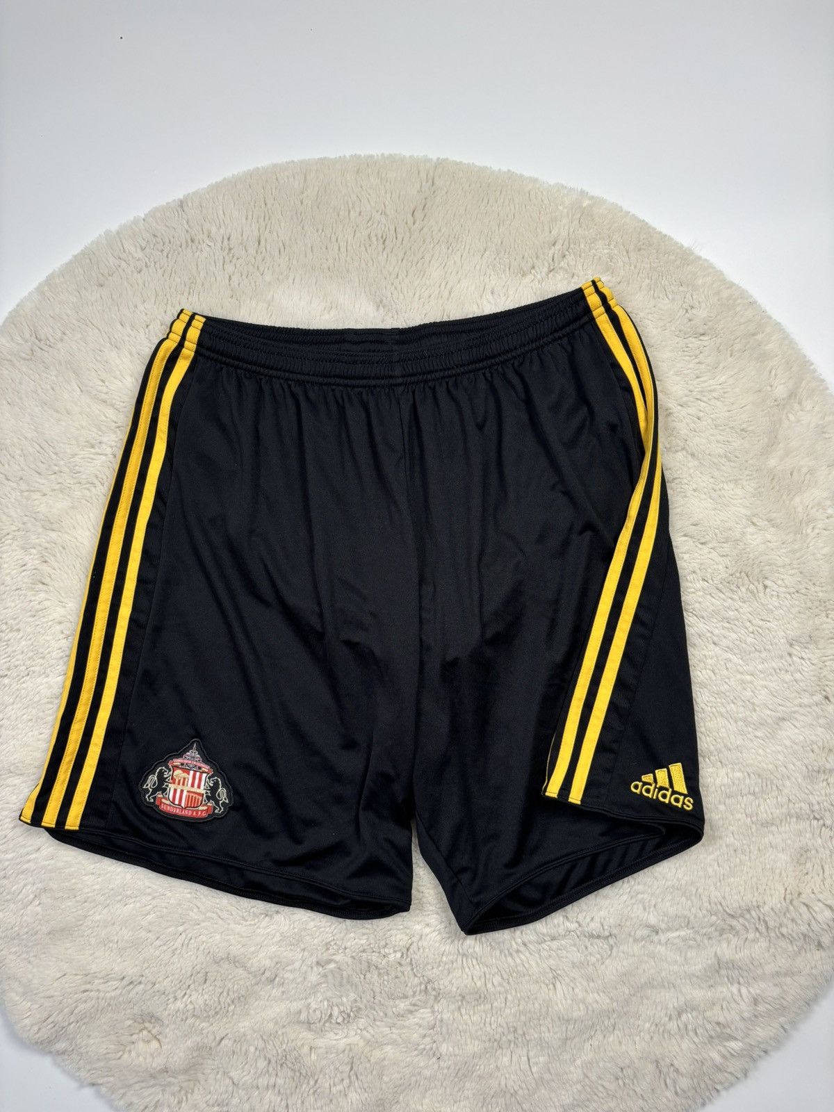 Adidas Adidas FC Sunderland 17/18 Soccer Shorts Rare England Size US 36 / EU 52 - 1 Thumbnail