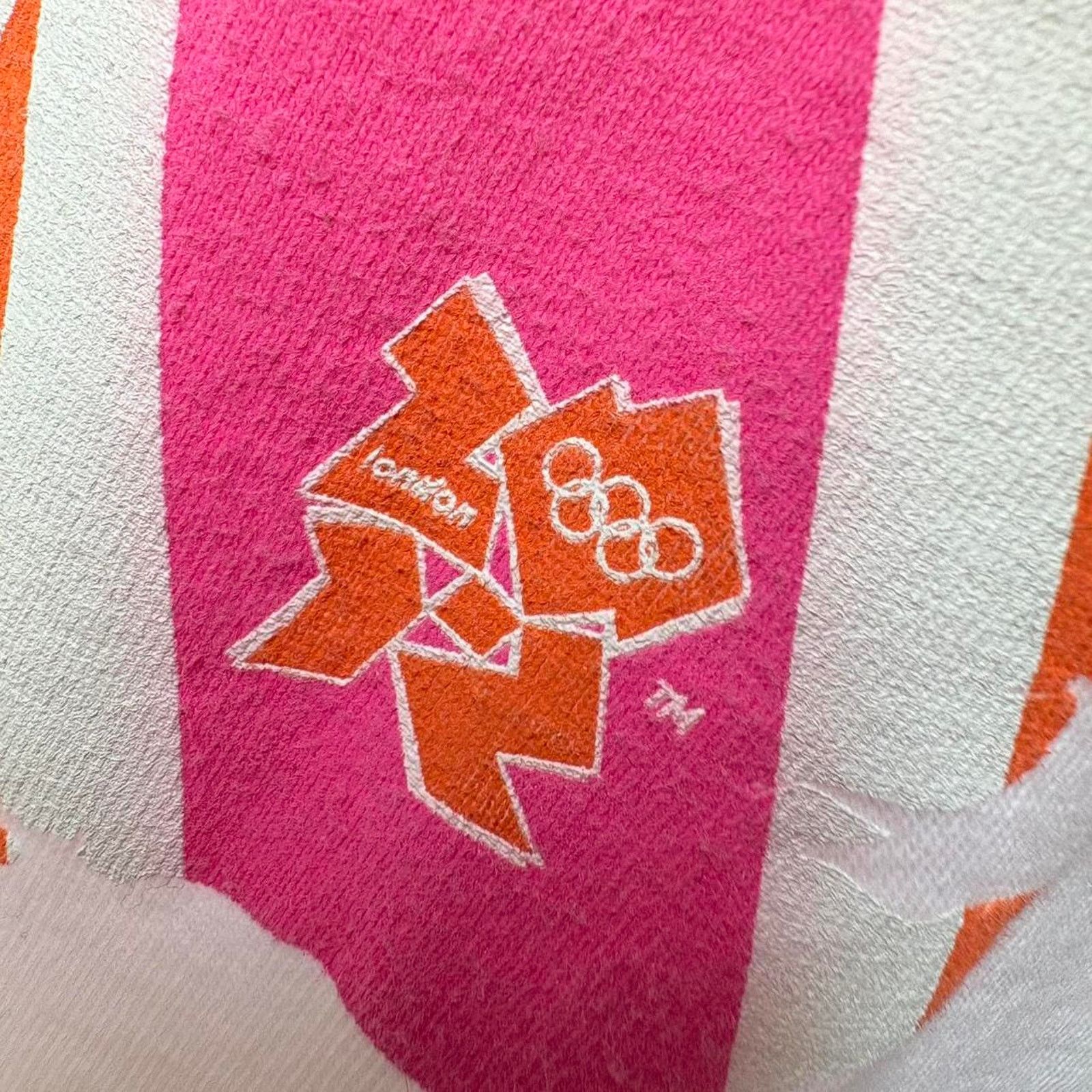 USA Olympics White Y2K 2012 London Britain Olympics Graphic Tee / Top Size XS / US 0-2 / IT 36-38 - 8 Thumbnail
