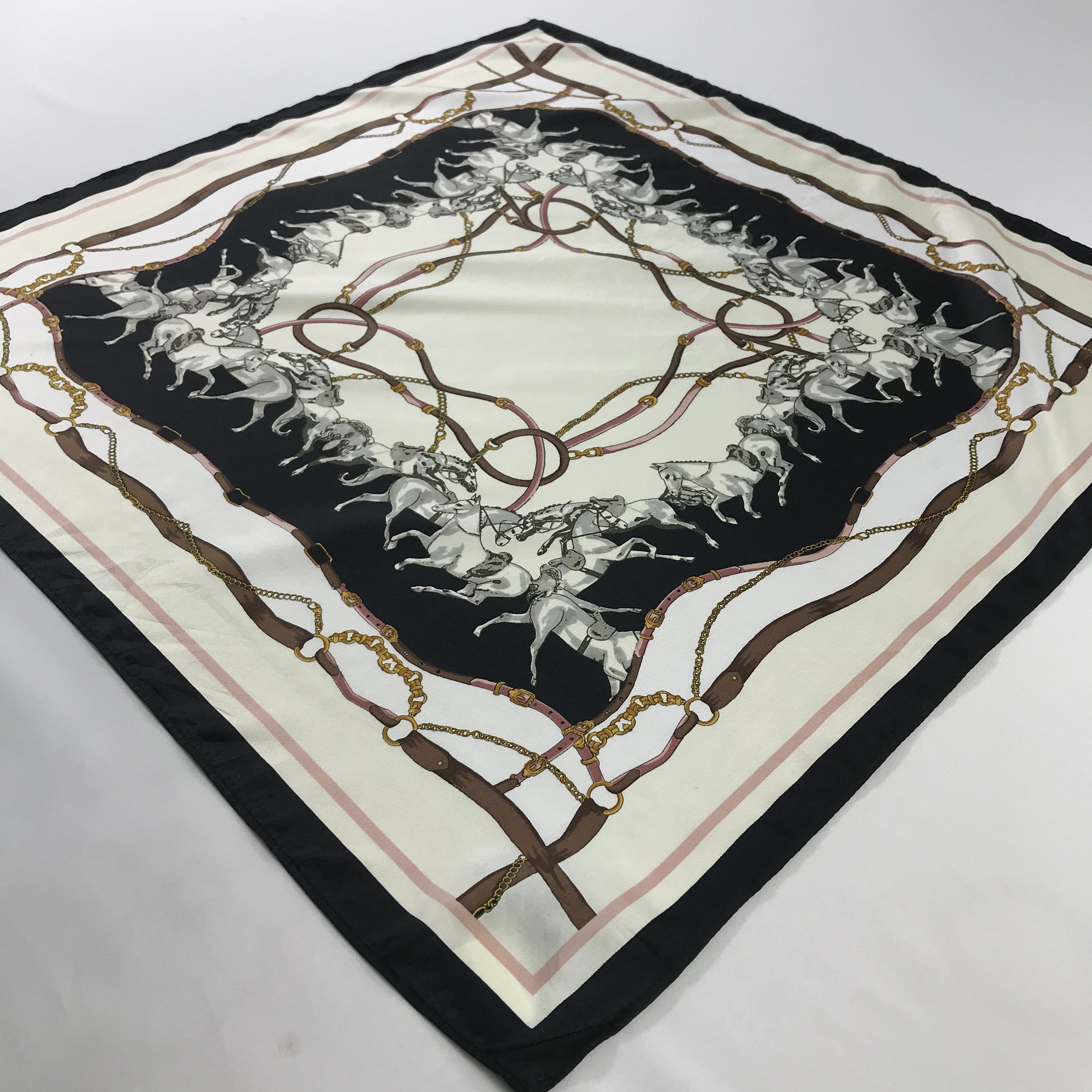 Japanese Brand × Vintage H&M Bandana / Handkerchief / Neckerchief - S634 Size ONE SIZE - 2 Thumbnail