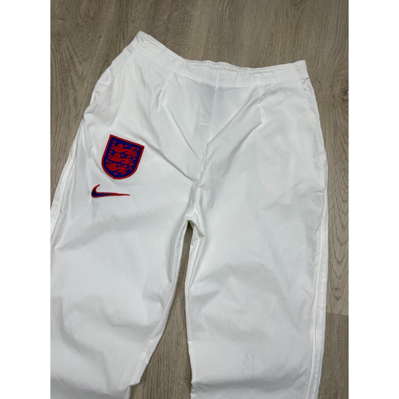 Nike Nike England Mens Nylon Track Pants Nike England Track Pants Mens S White Nylon Stadium Activewear Size US 29 - 2 Thumbnail
