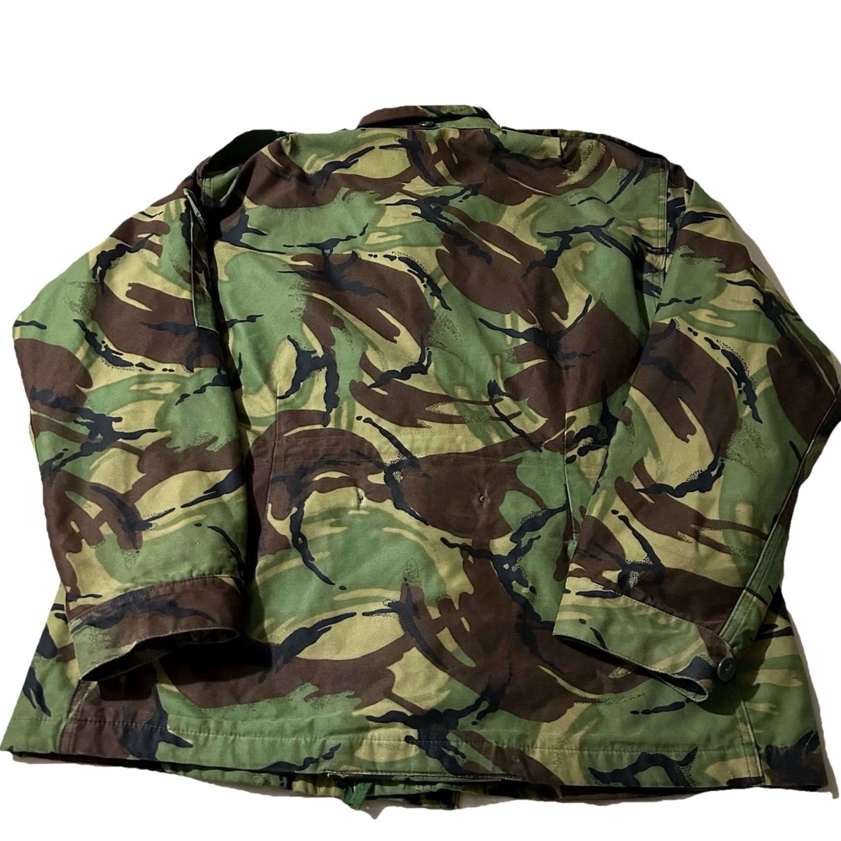 Vintage VINTAGE James Smith & Co British Army Camo DPM Slant Pocket Jacket Large Mens Green Camouflage Military Jacket Pockets Size US L / EU 52-54 / 3 - 2 Thumbnail