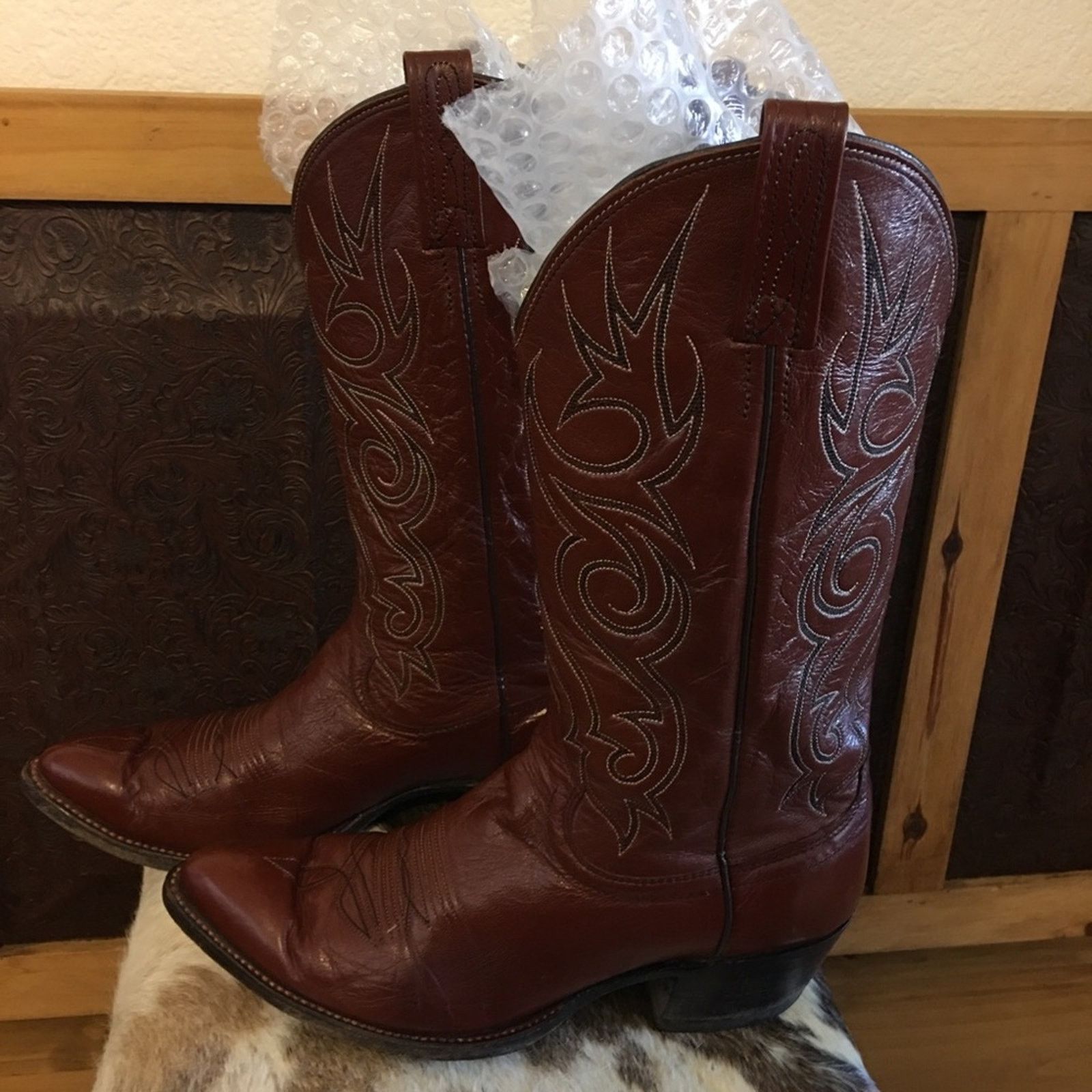 Dan Post Men’s Dan Post wine stitched leather western boots Size US 8.5 / EU 41-42 - 2 Thumbnail