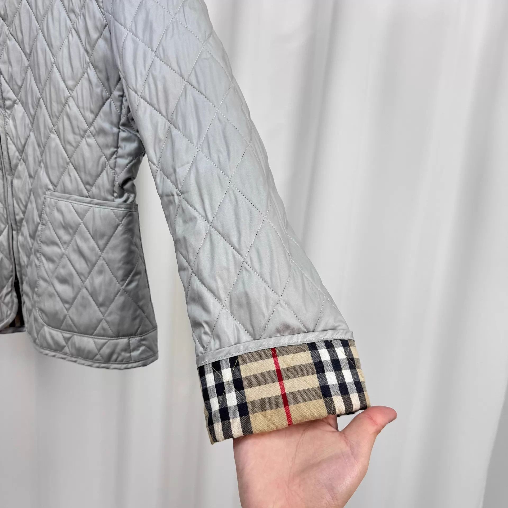 Burberry Burberry check-lined quilted jacket size S 98 new Size S / US 4 / IT 40 - 4 Thumbnail