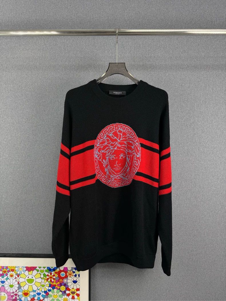 Versace Versace Medusa printed wool sweater Size US L / EU 52-54 / 3 - 1 Thumbnail
