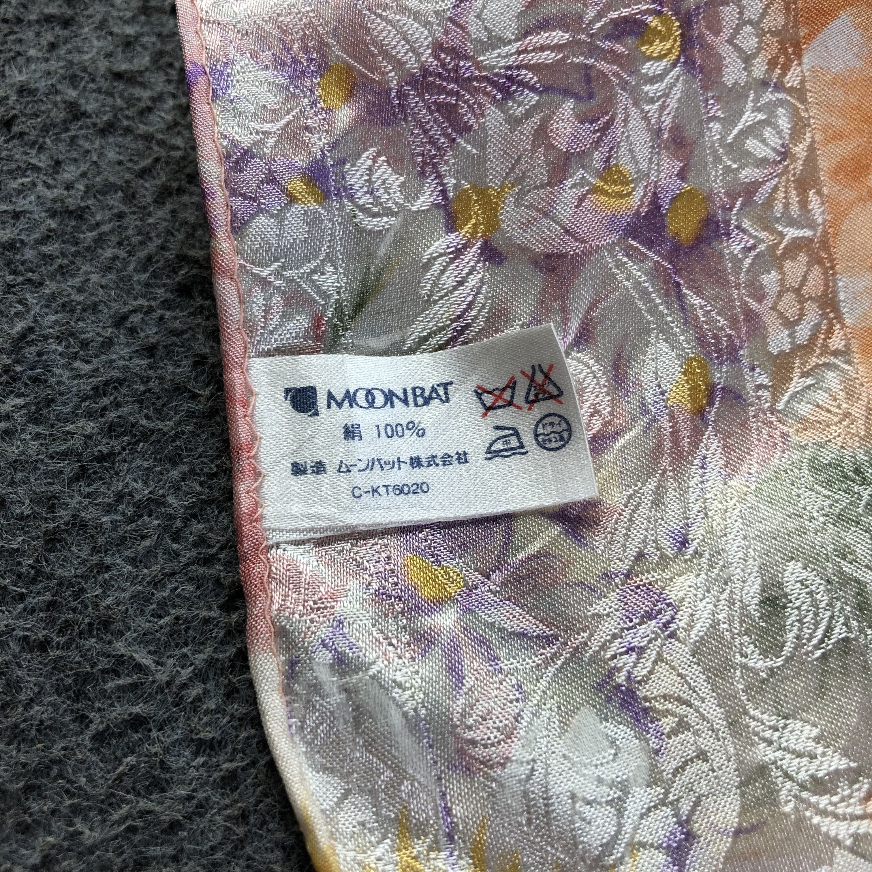 Hardy Amies Hardy Amies Floral Silk Scarf M964 Size ONE SIZE - 6 Thumbnail