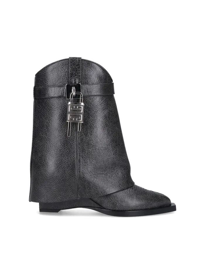 o1w1db10325 Shark Lock Boots in Black