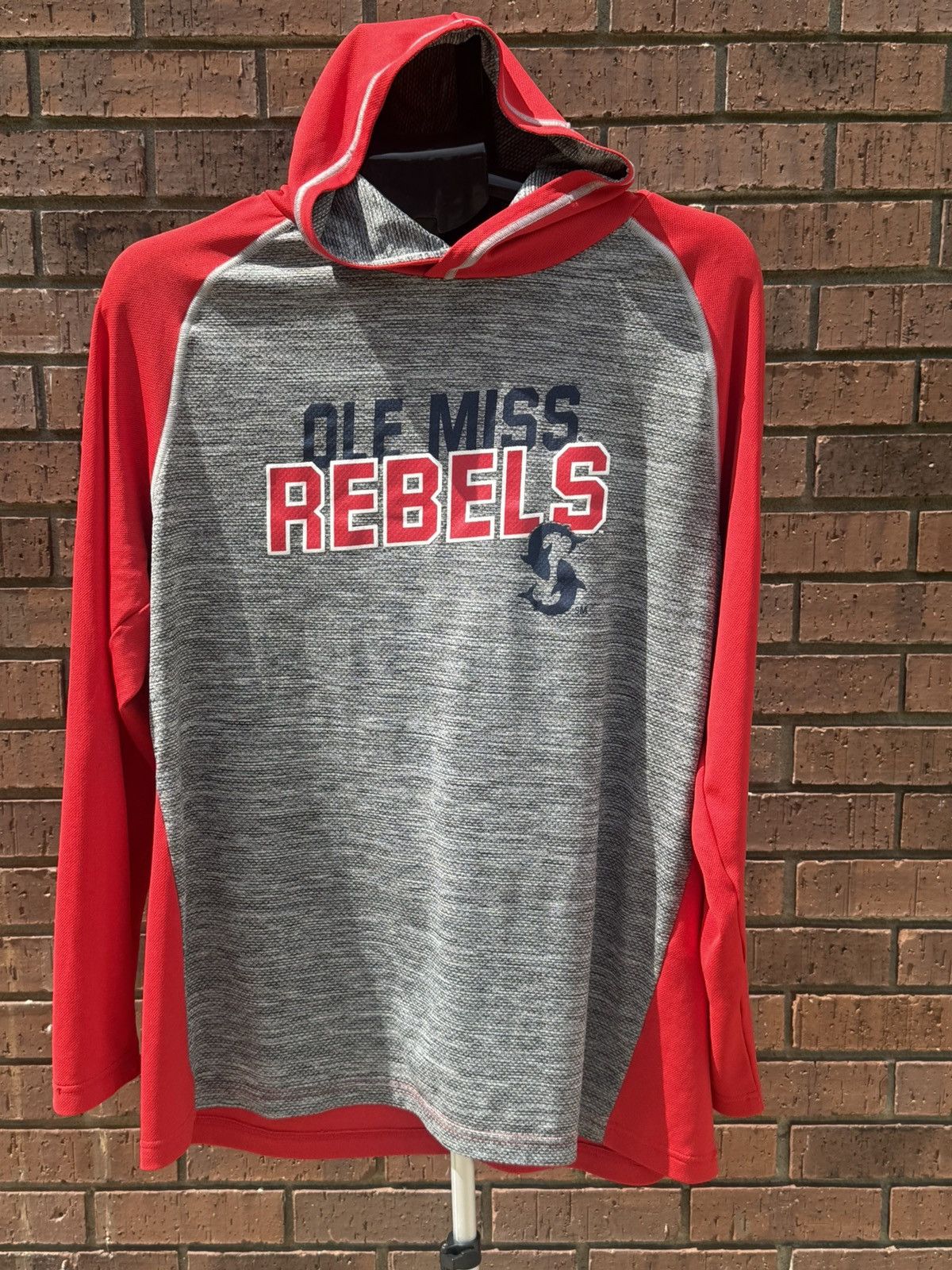 Champion Champion Ole Miss Rebels Hooded Top Shirt Mississippi Size US XL / EU 56 / 4 - 2 Thumbnail
