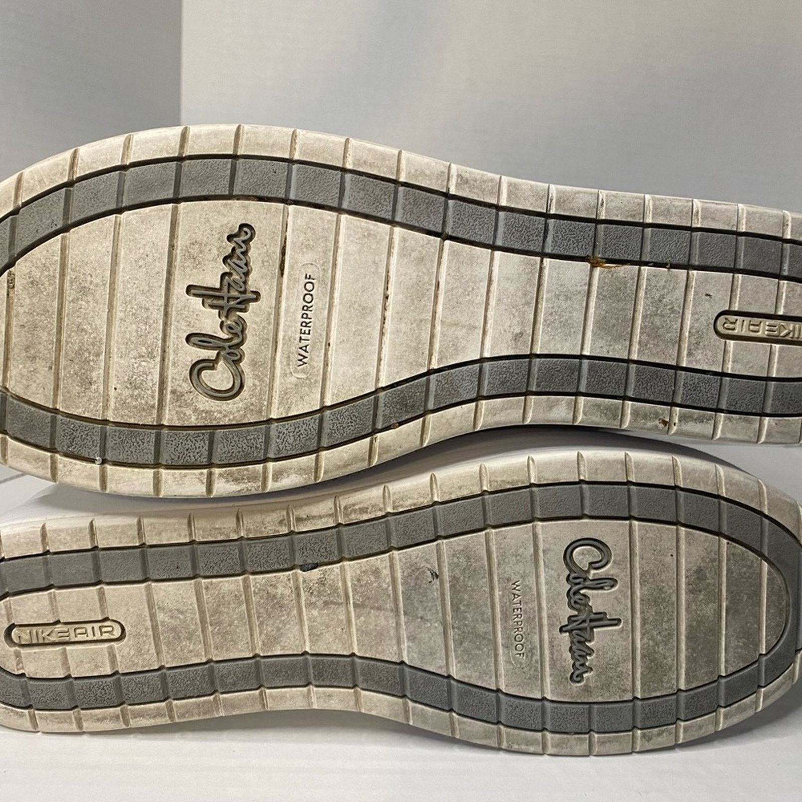 Cole Haan Cole Haan white & silver walking boot mid calf w/ rubber sol Size US 10 / IT 40 - 2 Thumbnail