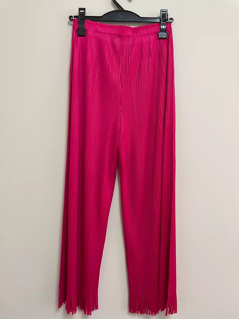 Issey Miyake Issey Miyake size:3 Red pleated fringed trousers Size 22" - 3 Thumbnail