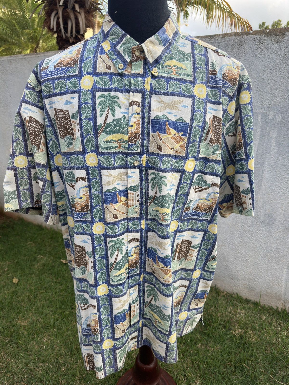 image of Reyn Spooner Men's Castle Medical Center 50Th in Blue (Size 2XL)