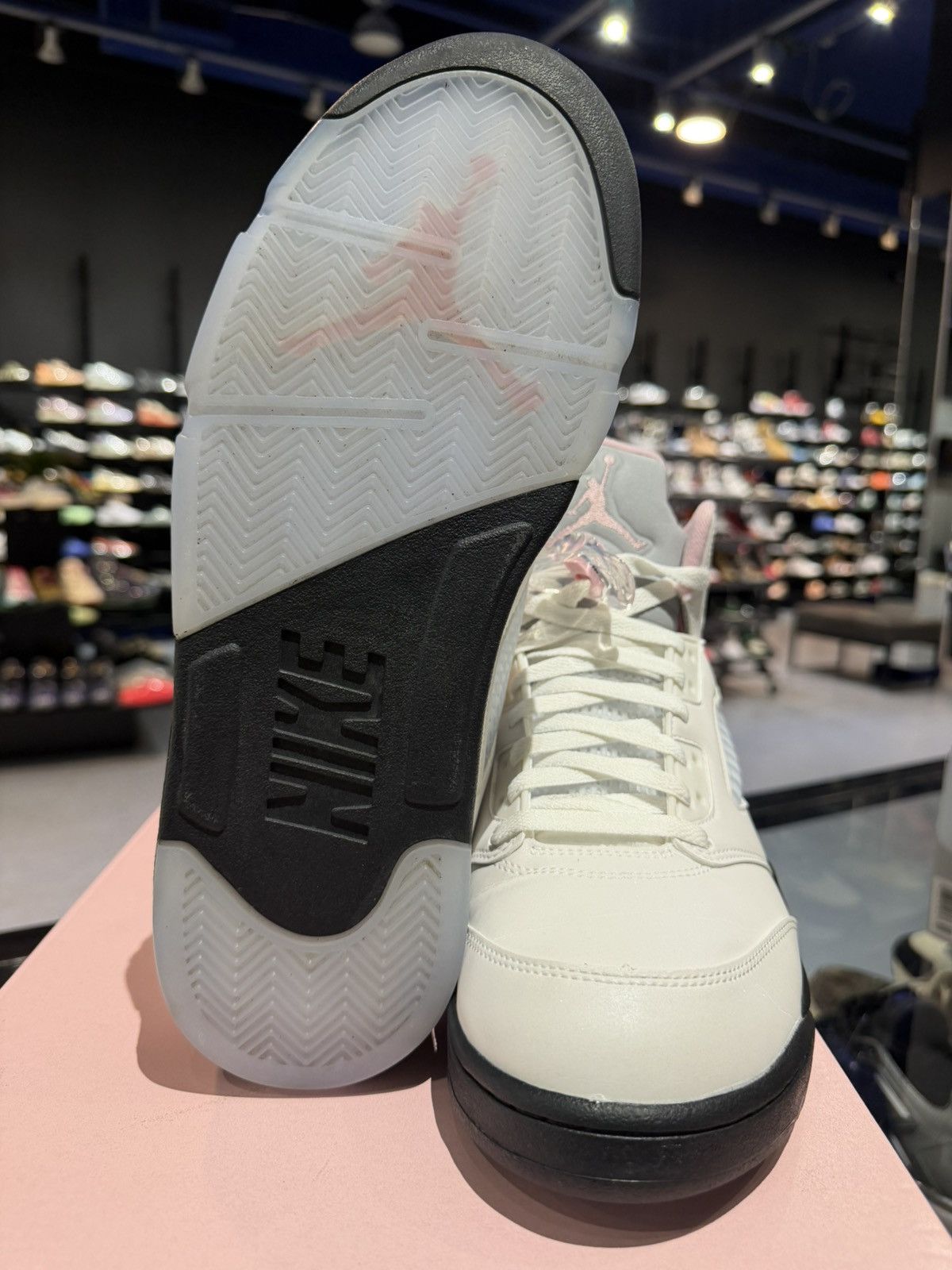 Jordan Brand Size 11.5 - Jordan 5 Medium Soft Pink Size US 11.5 / EU 44-45 - 9 Thumbnail