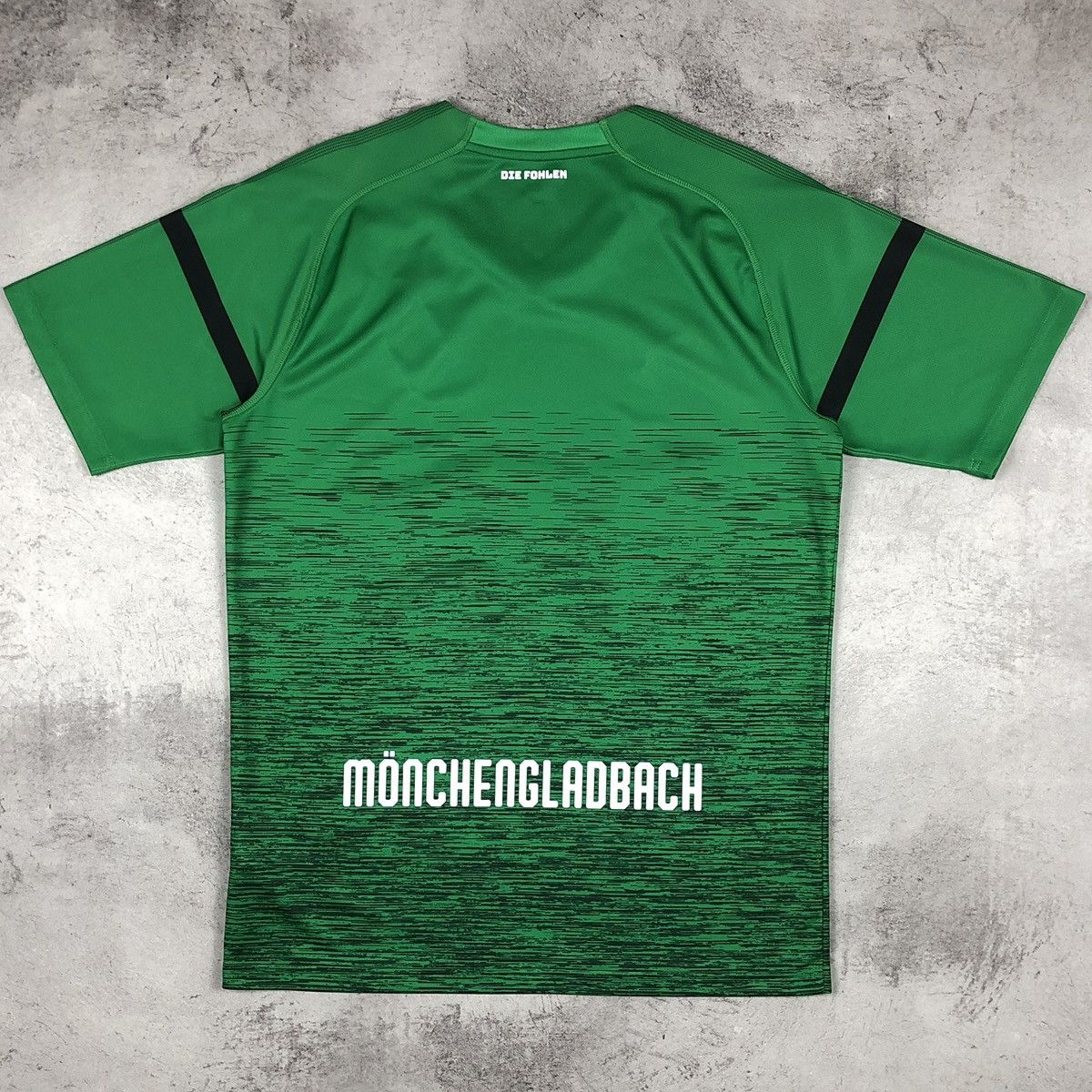 Puma Borussia Monchengladbach 2018-2019 Puma Third Soccer Jersey Size US M / EU 48-50 / 2 - 14 Thumbnail