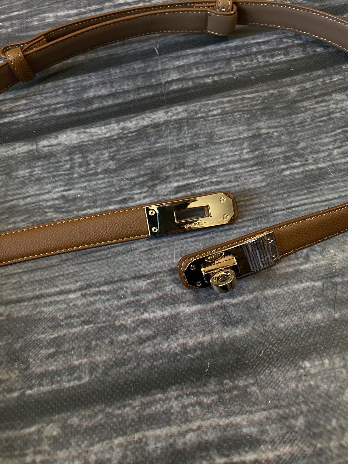 Hermes Hermes Minimalistic Leather Women’s Belt Size ONE SIZE - 2 Thumbnail