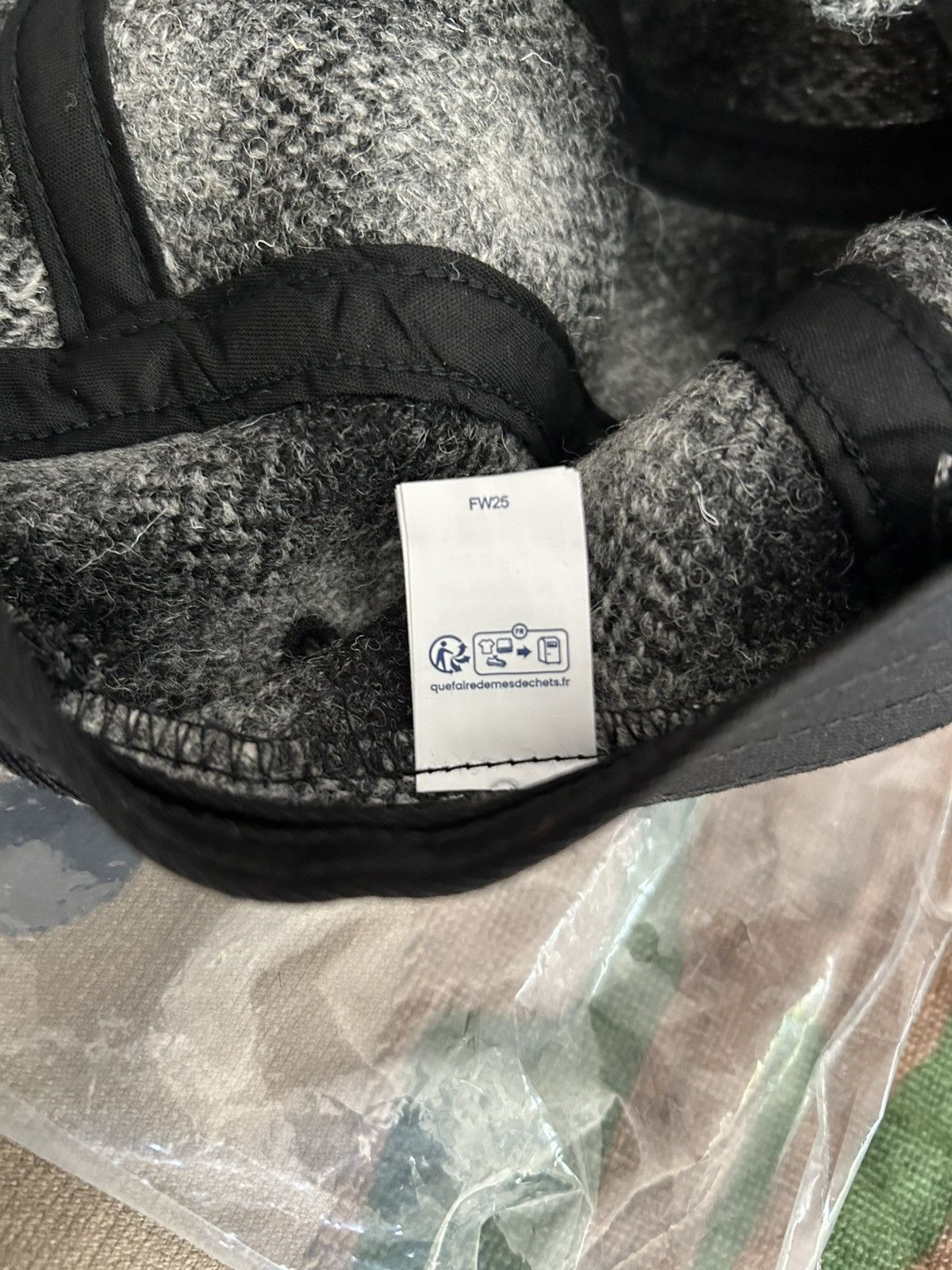 Harris Tweed × Supreme Supreme Harris Tweed Camp Cap Black FW25 Size ONE SIZE - 10 Thumbnail
