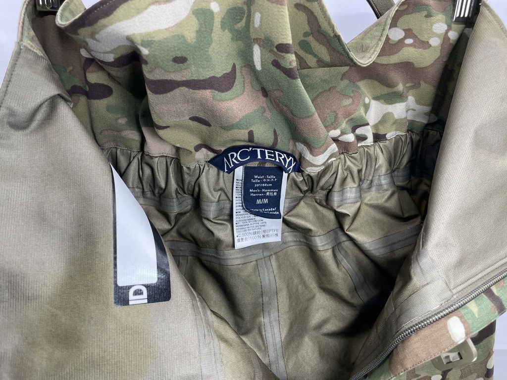Arc'teryx ARCTERYX LEAF Alpha Gen 2 Multicam Gore Tex Pro Bib Pant Size US 32 / EU 48 - 21 Thumbnail