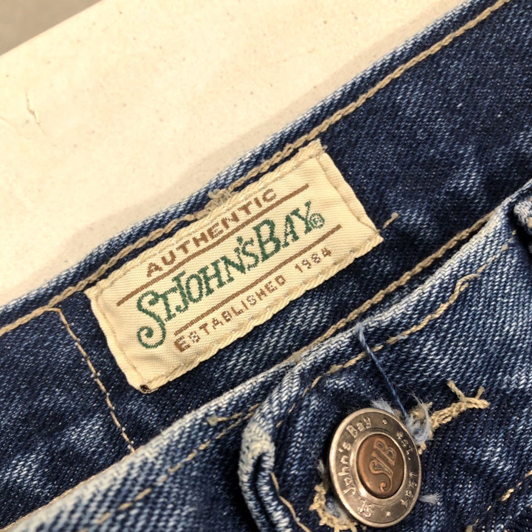 Vintage St. John's Bay Jeans Straight Leg Women's Denim High Rise Dark Wash size 8 Regular 26x27 Cotton 100% Blue Tapered City 90s Mens Women Girls Men Size 30" / US 8 / IT 44 - 6 Thumbnail
