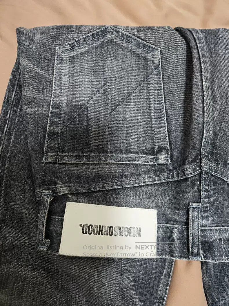 Neighborhood Neighborhood size S jeans Size US 27 - 4 Thumbnail