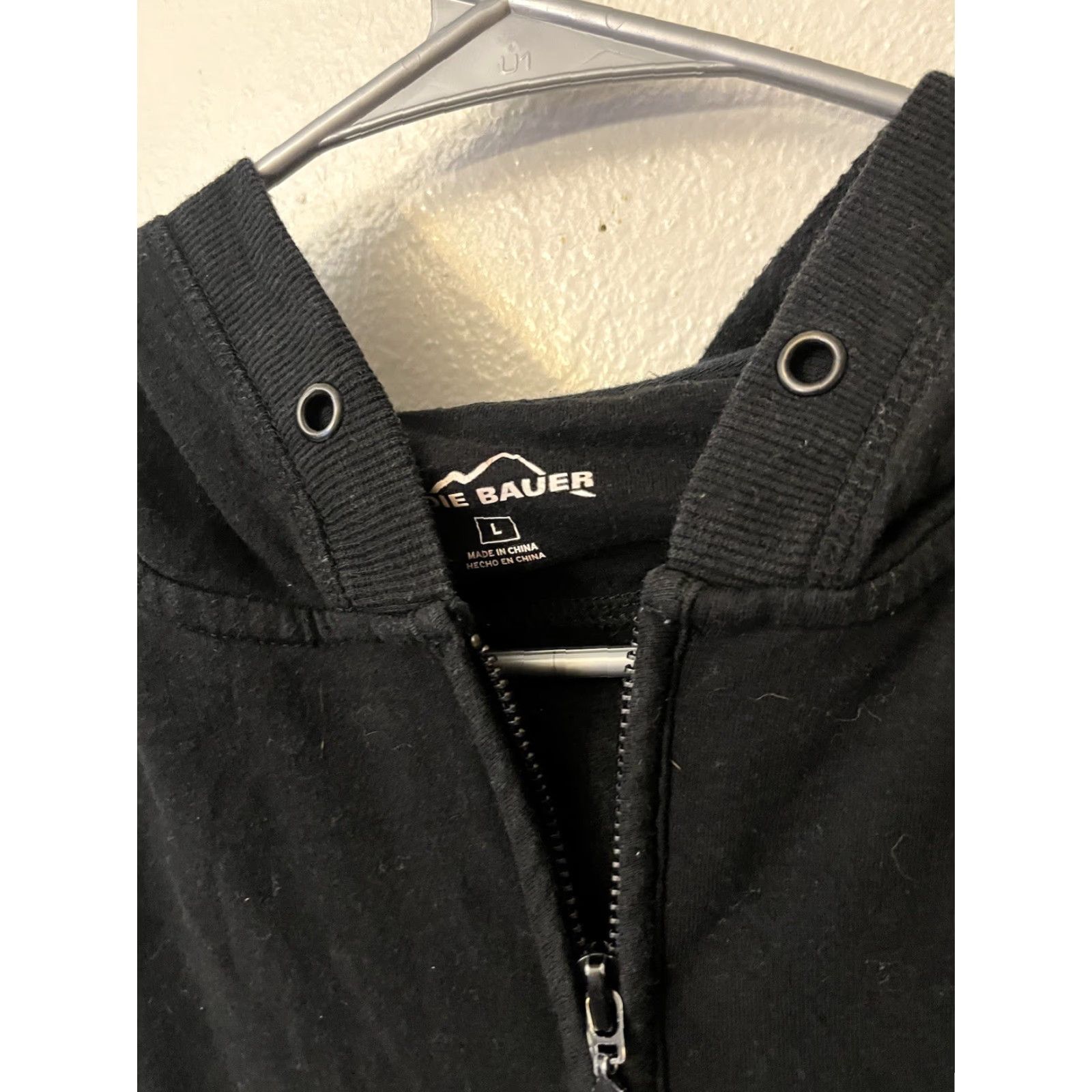 Eddie Bauer Eddie Bauer Camp Fleece Full Zip Hoodie Women's Size Large Black No Drawstring Size L / US 10 / IT 46 - 2 Thumbnail