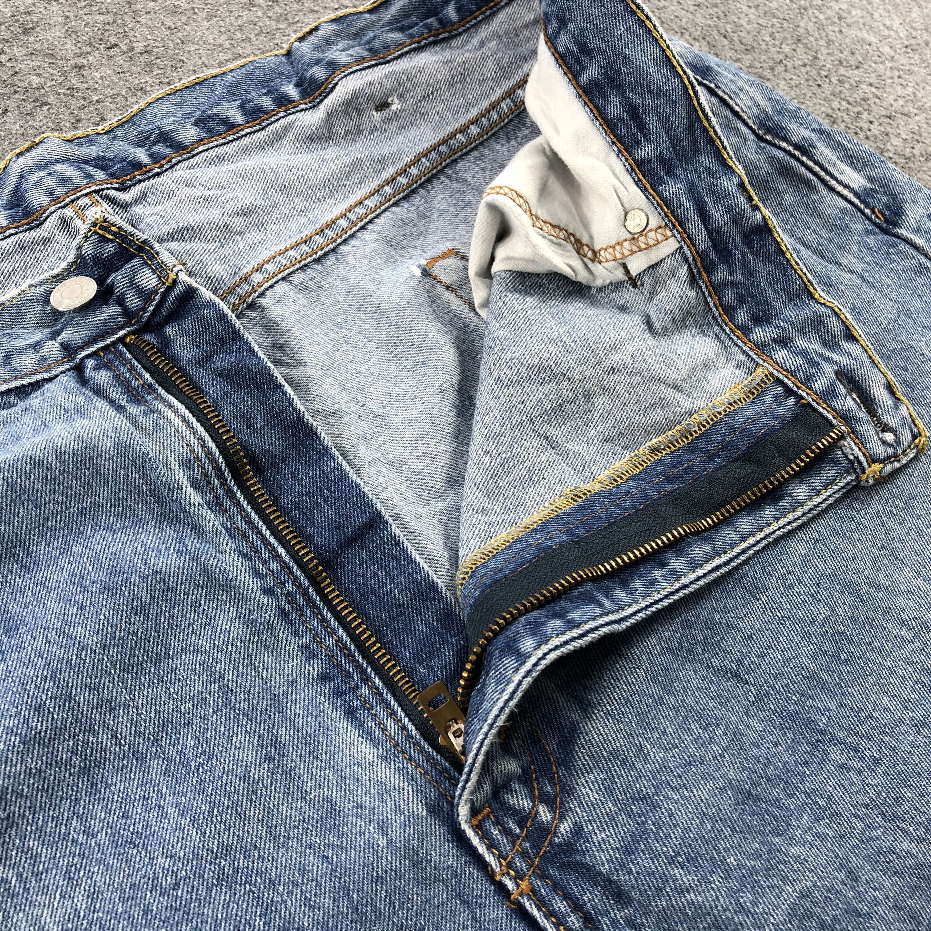 Levi's × Vintage Vintage Blue Wash Levis 550 Jeans-JM1975 Size US 43 - 9 Thumbnail