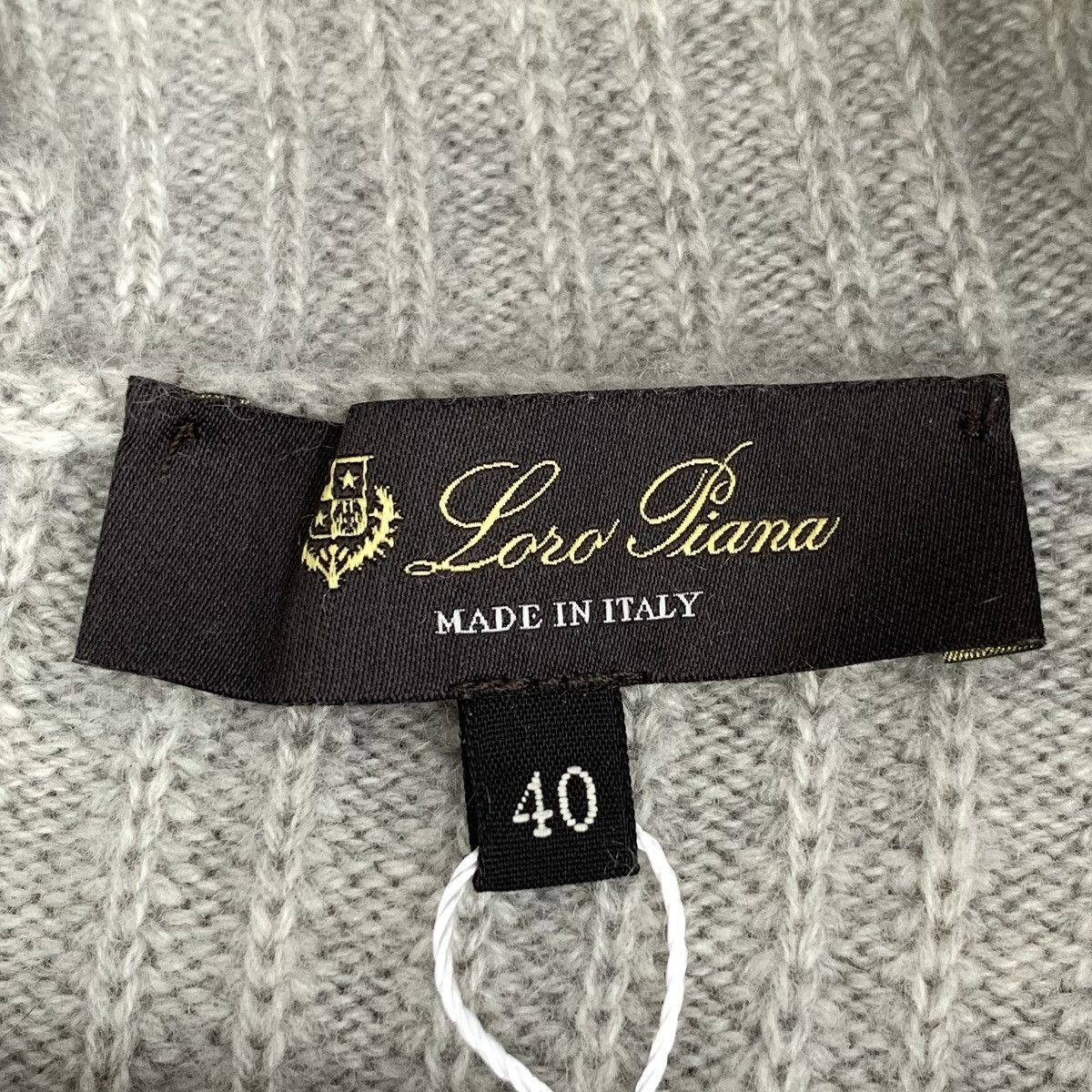 Loro Piana Loro Piana Grey Cashmere Long Sleeve Knitwear K26WX Size S / US 4 / IT 40 - 5 Thumbnail
