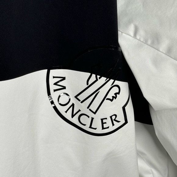 Moncler Moncler Mathot Colorblock Down Jacket White Black Men’s Size Size US XXL / EU 58 / 5 - 11 Thumbnail