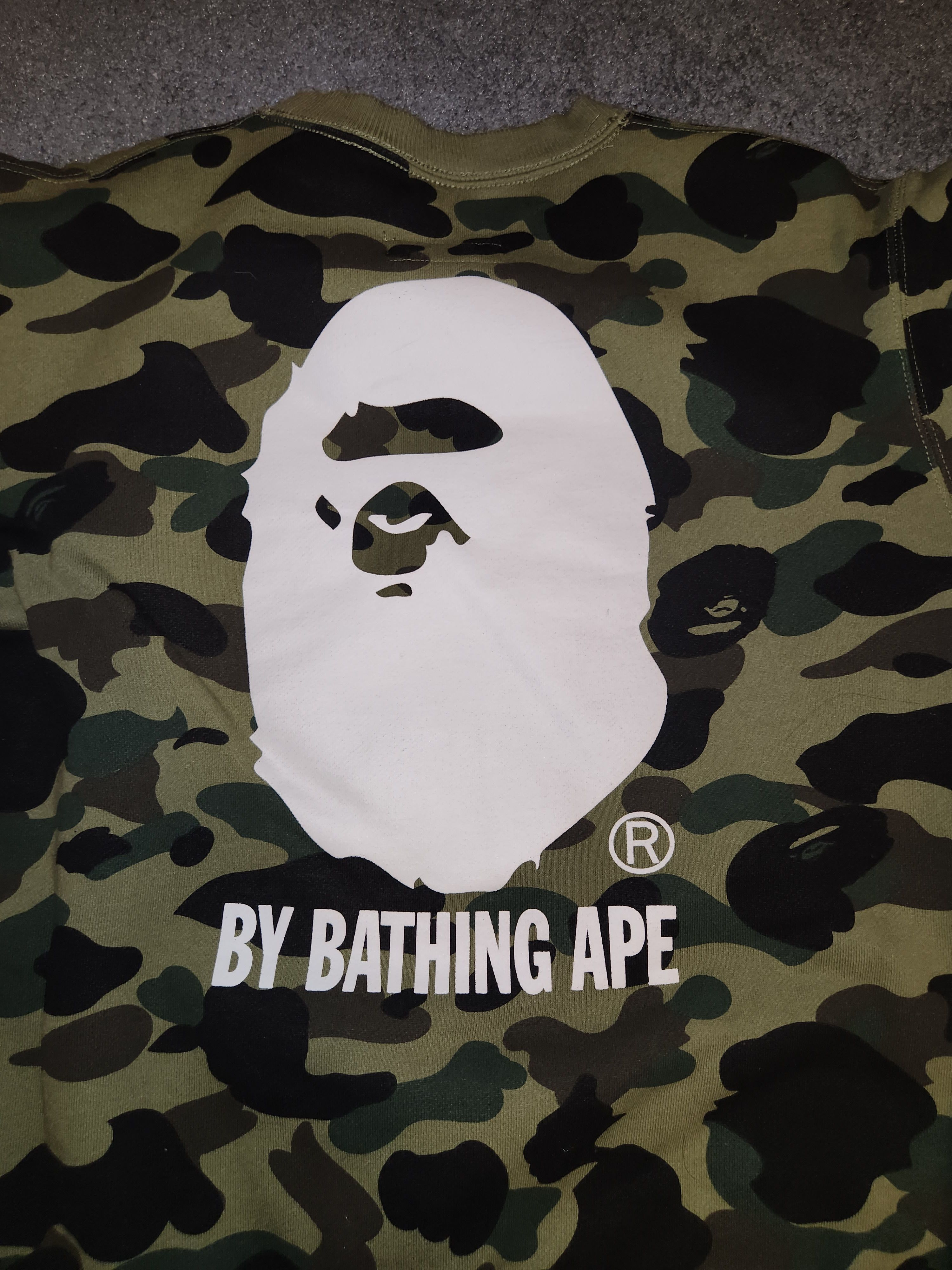 Bape × Champion BAPE x CHAMPION 1ST CAMO CREWNECK Size US M / EU 48-50 / 2 - 5 Thumbnail