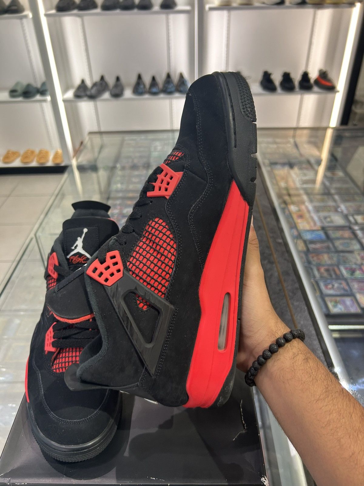 Jordan Brand Jordan 4 Red thunder Size US 13 / EU 46 - 4 Thumbnail