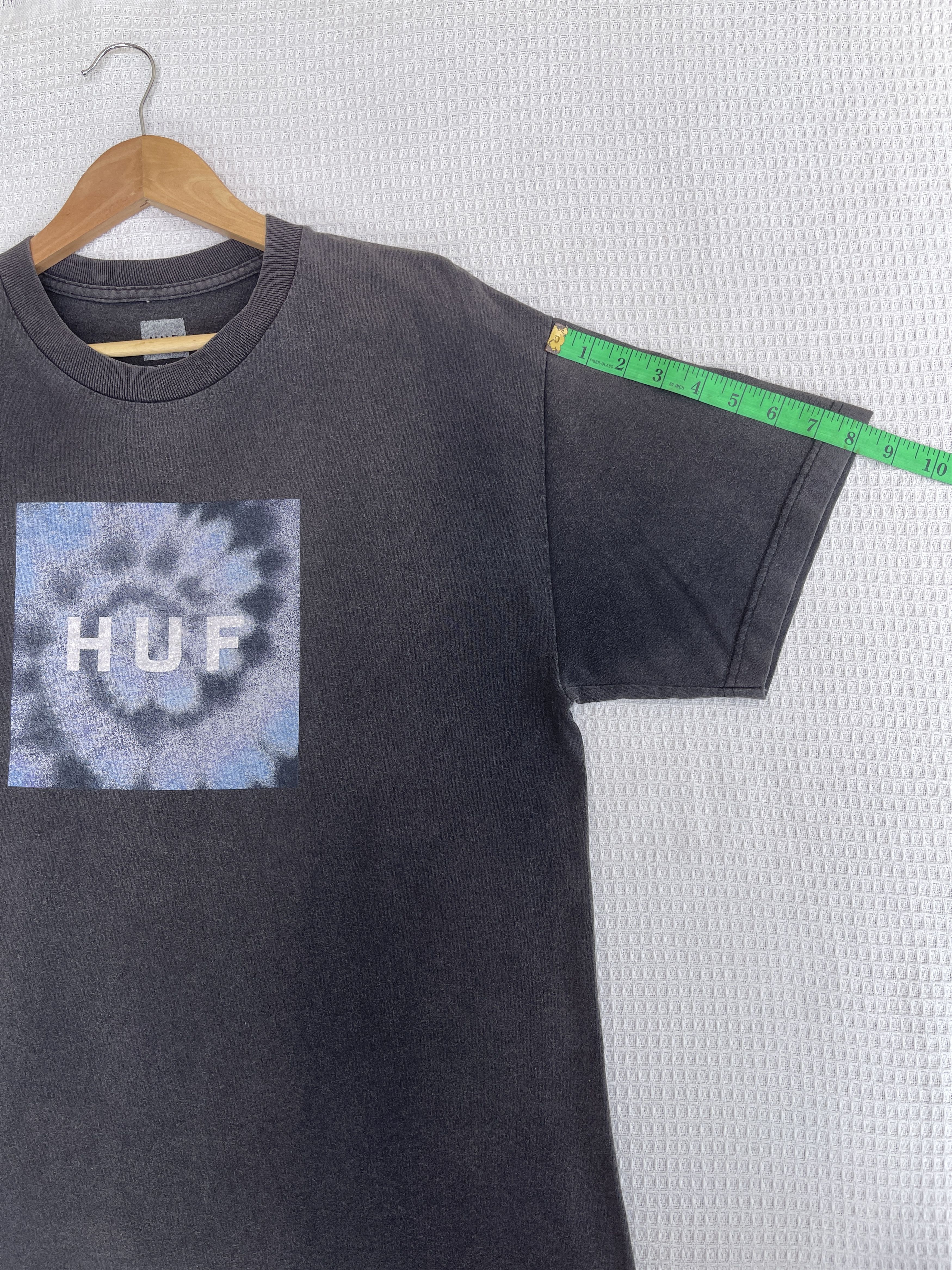 Huf Last Drop🔥Rare🔥Vintage HUF Skateboard Box Logo Sun Faded Tee Size US L / EU 52-54 / 3 - 11 Thumbnail