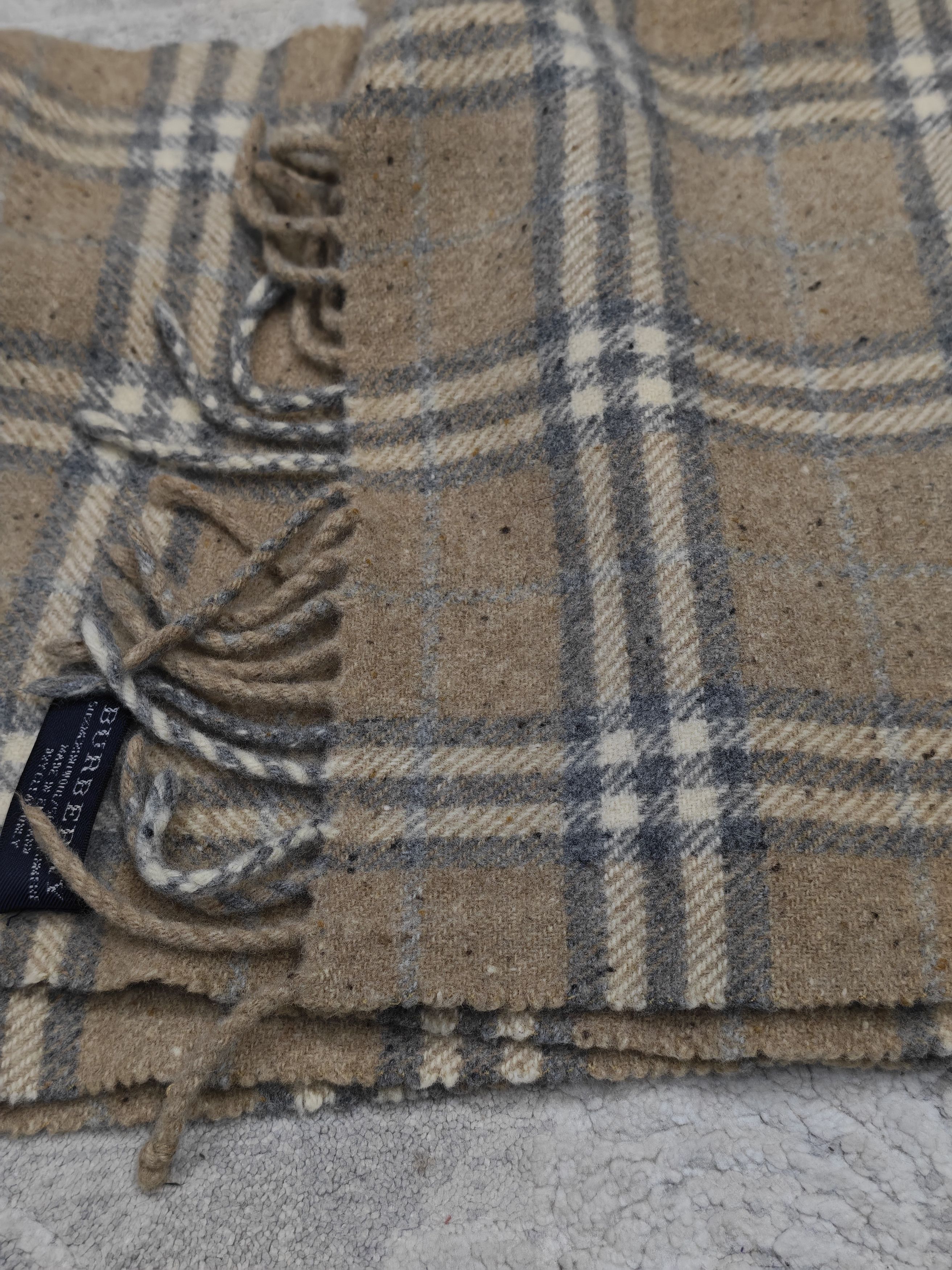 Burberry Burberry Vintage Muffler / Scarf Beige Classic Nova Check Size ONE SIZE - 4 Thumbnail